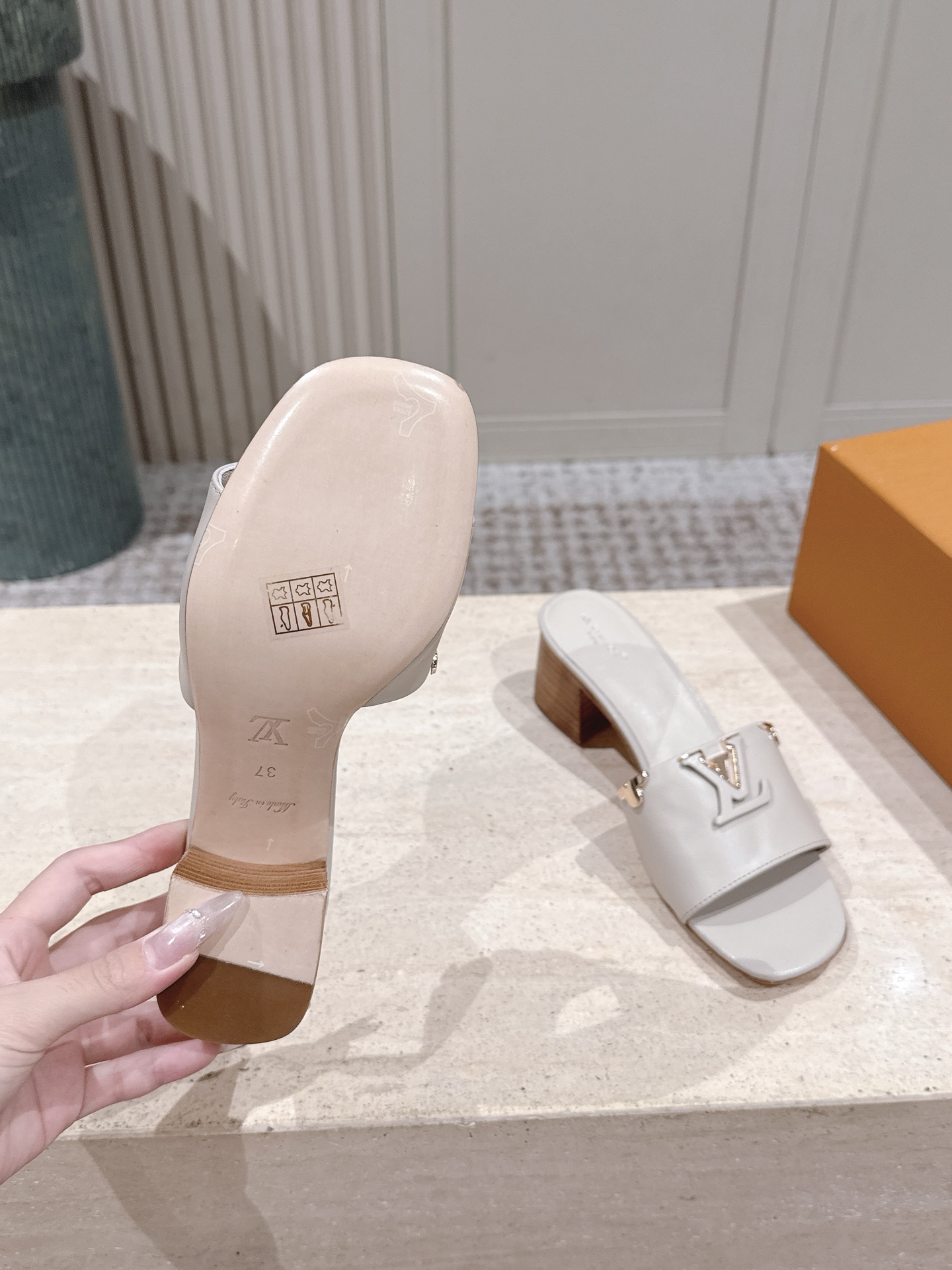 LV Style Leather Women's Shoes style reference detail image 9 from source 783695