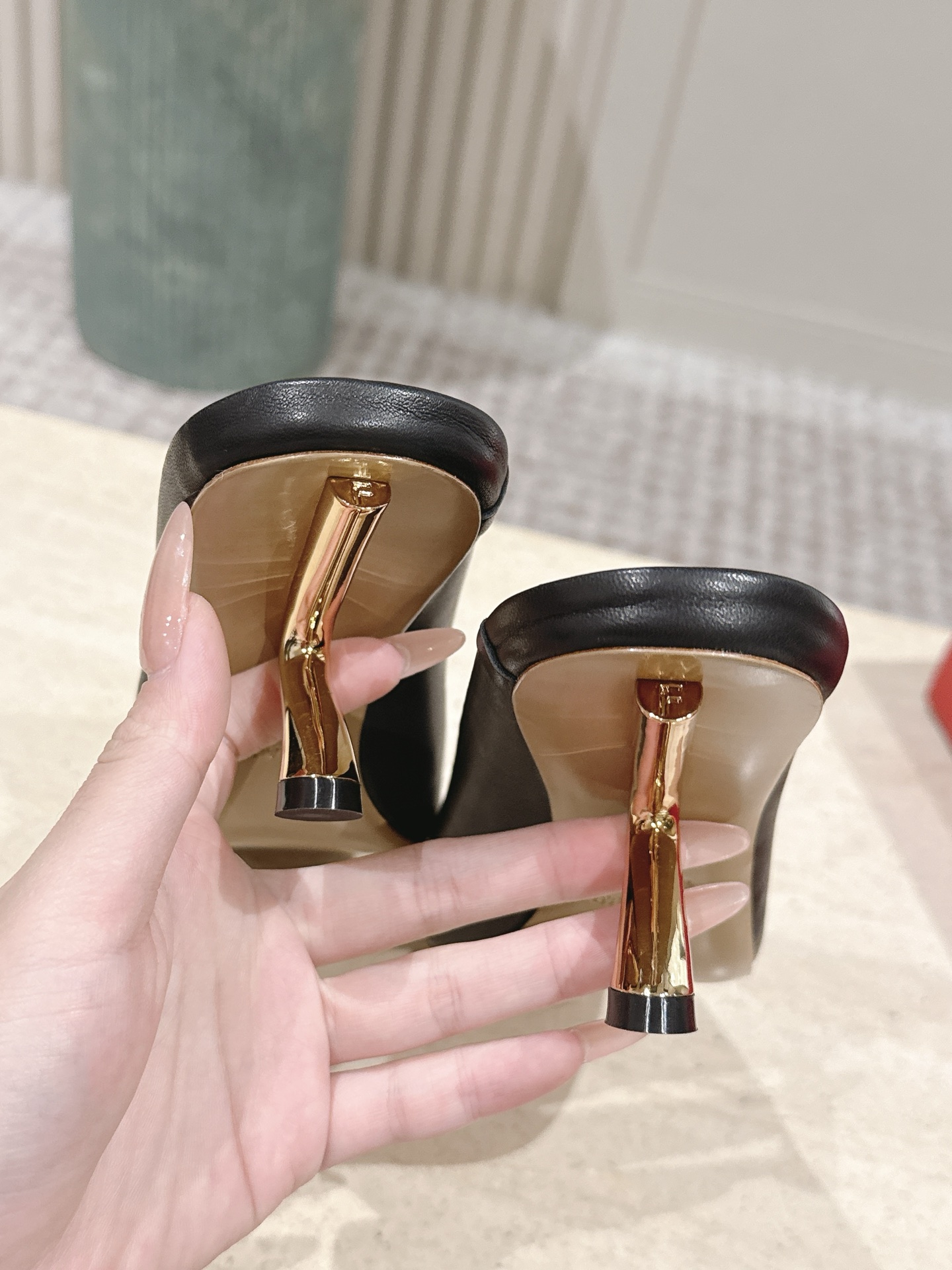 Ferragamo women's shoes Top version: — photo 8