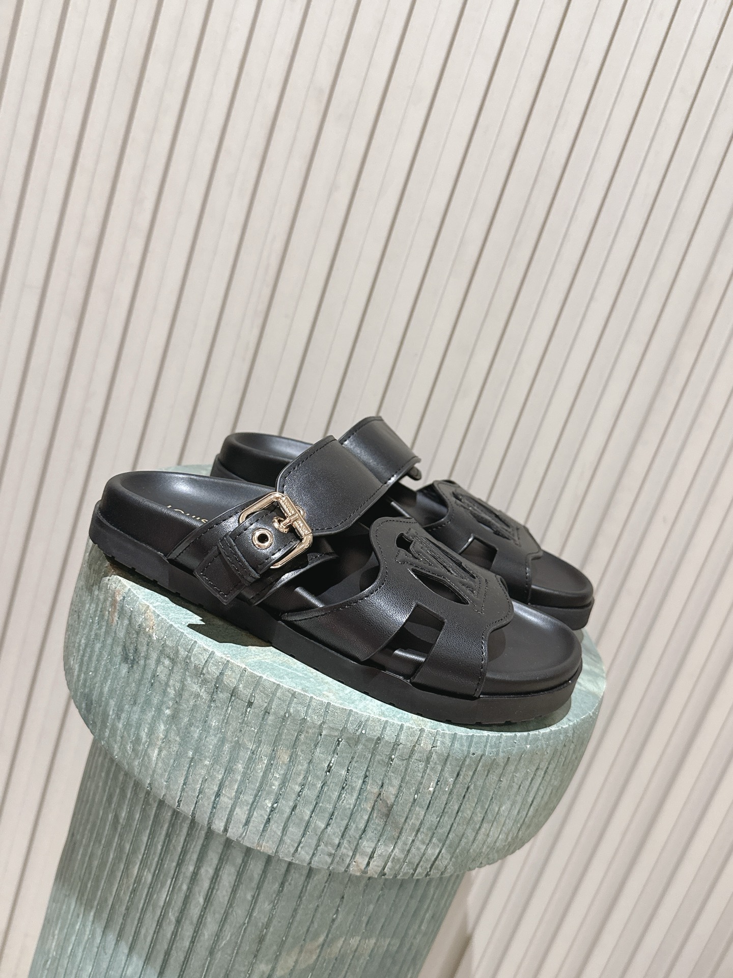루이비통 신발 112879 Louis Vuitton Shoes