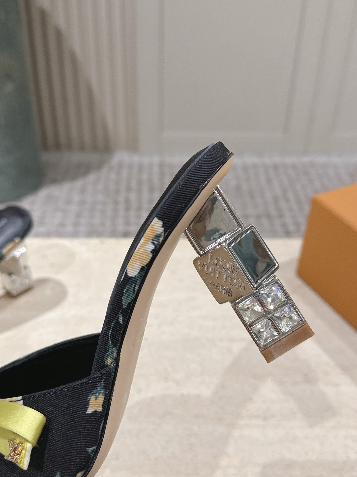 Louis Vuitton 专柜款经典鞋履 7