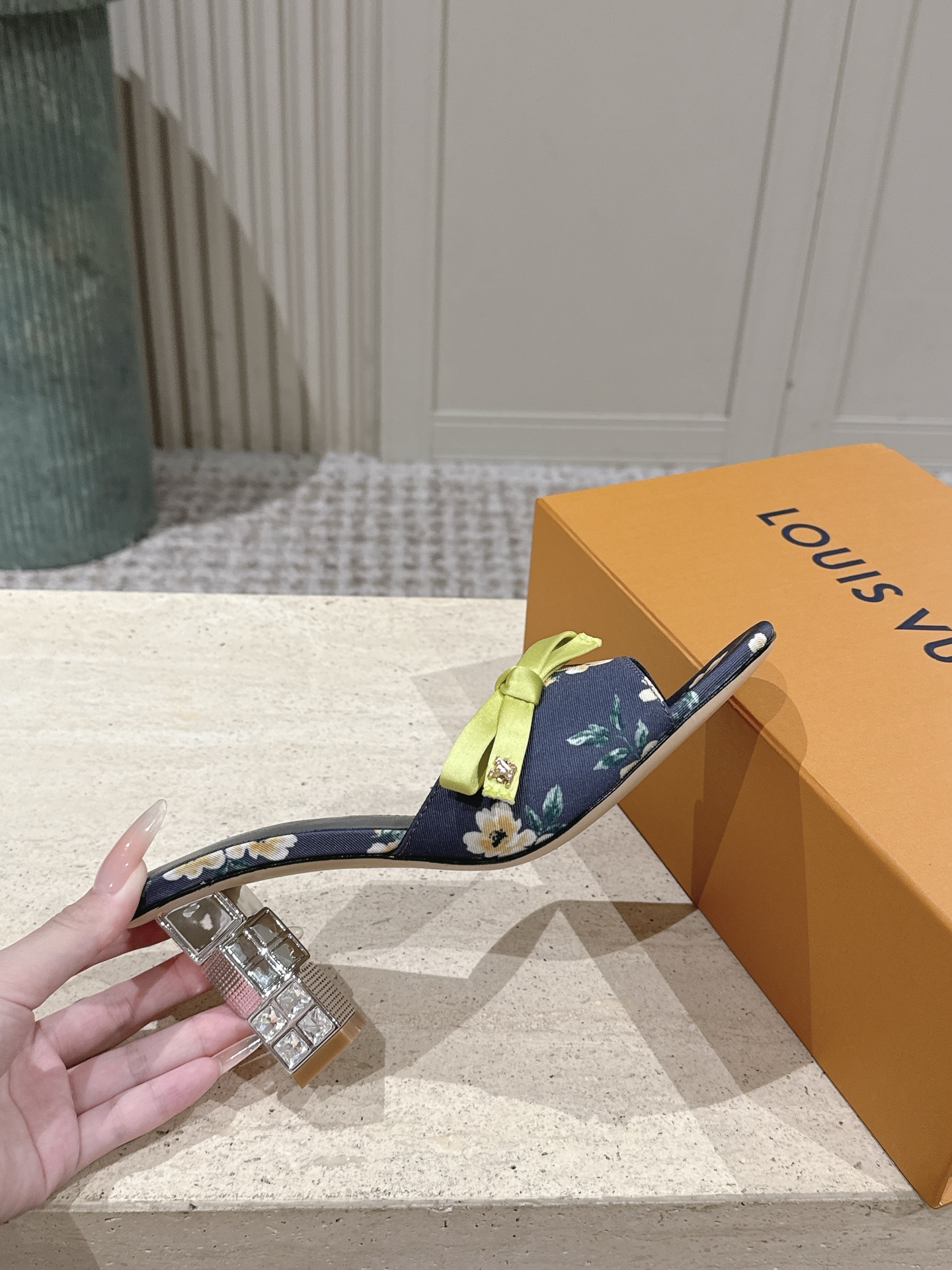 Louis Vuitton 专柜款经典鞋履 5