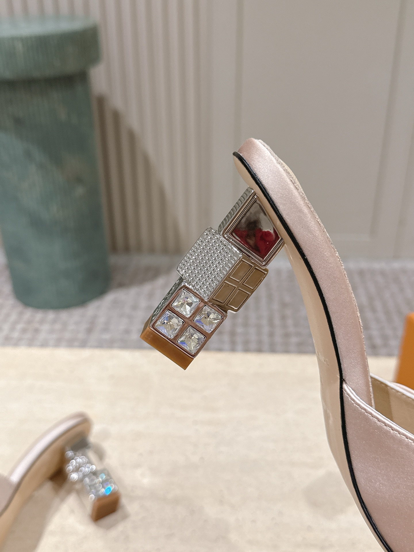 Louis Vuitton 专柜款经典鞋履 7