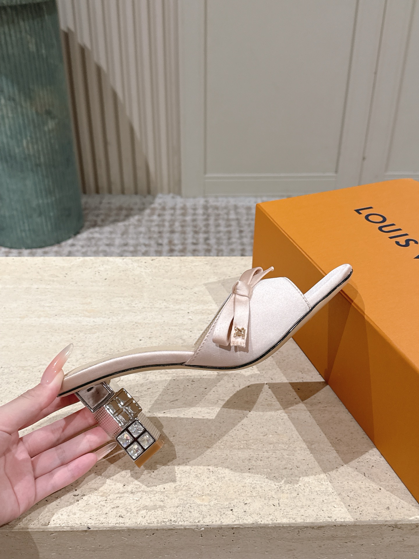 Louis Vuitton 专柜款经典鞋履 5