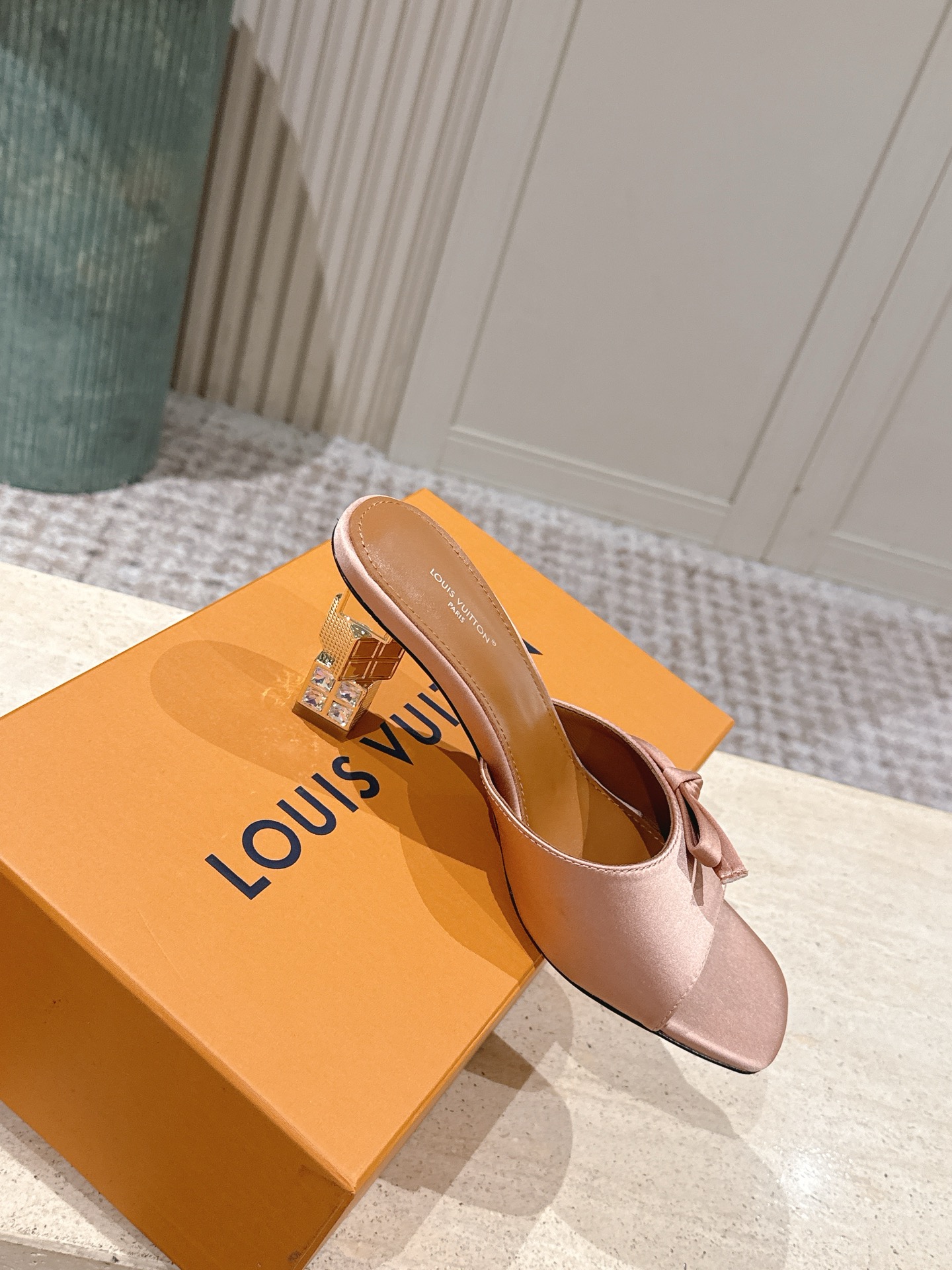 Louis Vuitton 专柜款经典鞋履 4