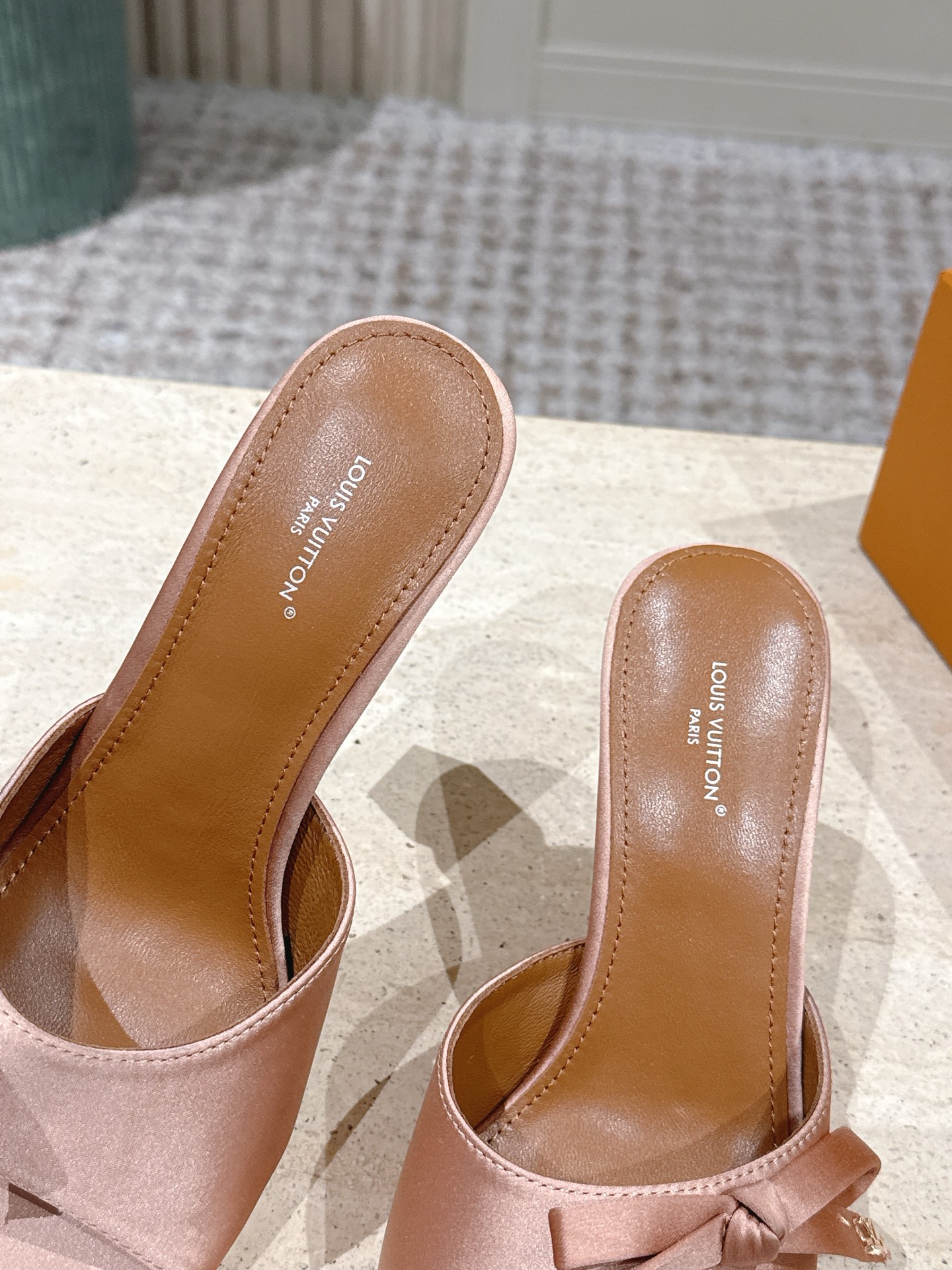 Louis Vuitton 专柜款经典鞋履 6