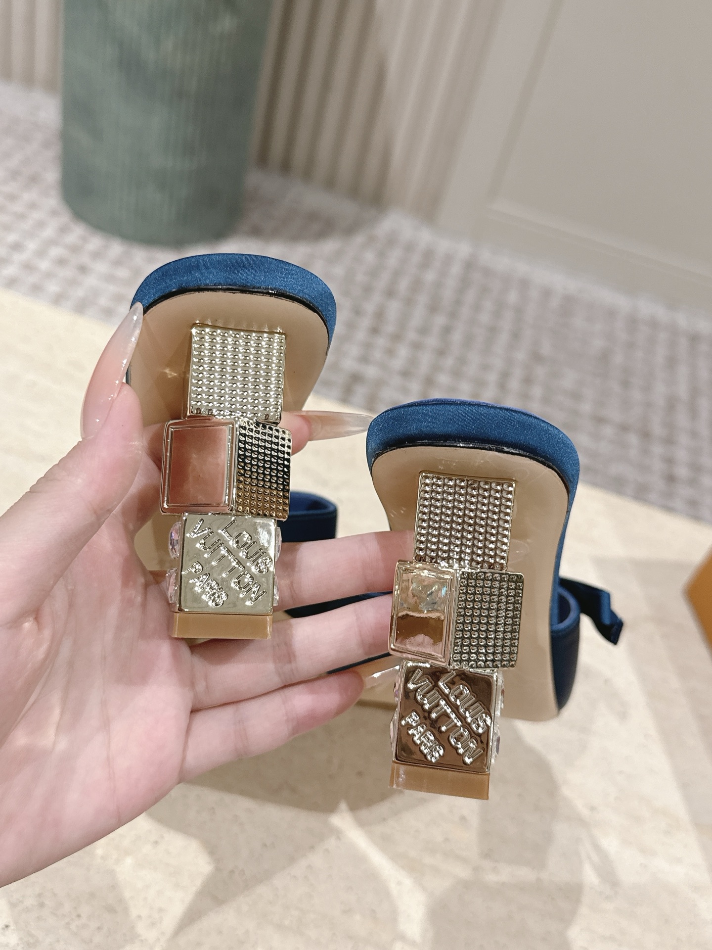Louis Vuitton 专柜款经典鞋履 7