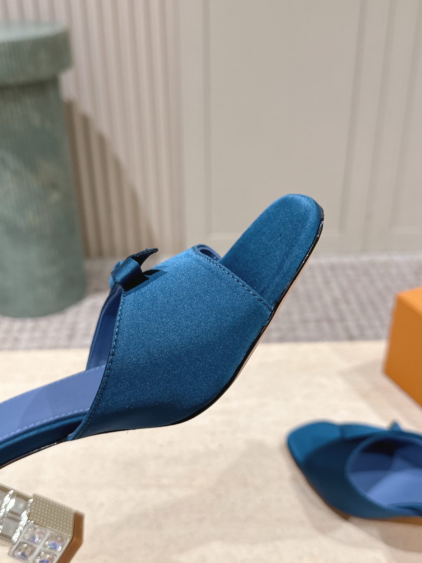Louis Vuitton 专柜款经典鞋履 8