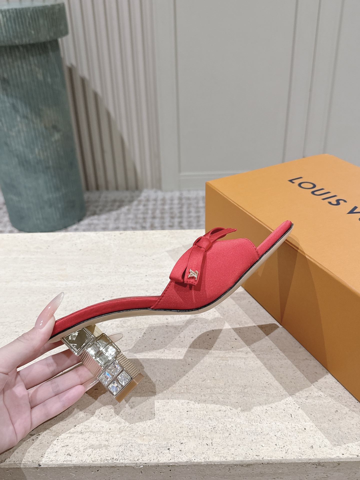 Louis Vuitton 专柜款经典鞋履 5