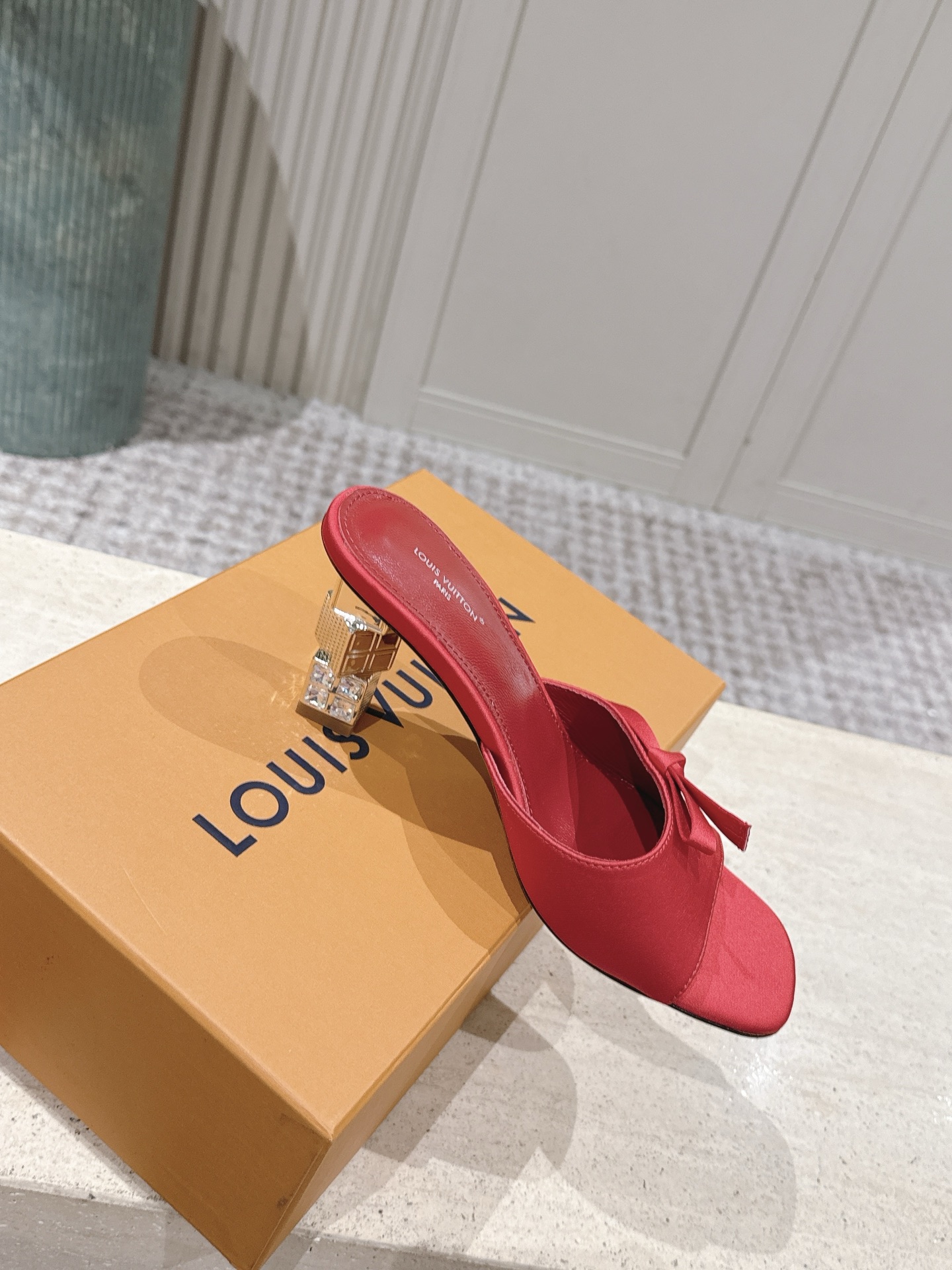 Louis Vuitton 专柜款经典鞋履 4