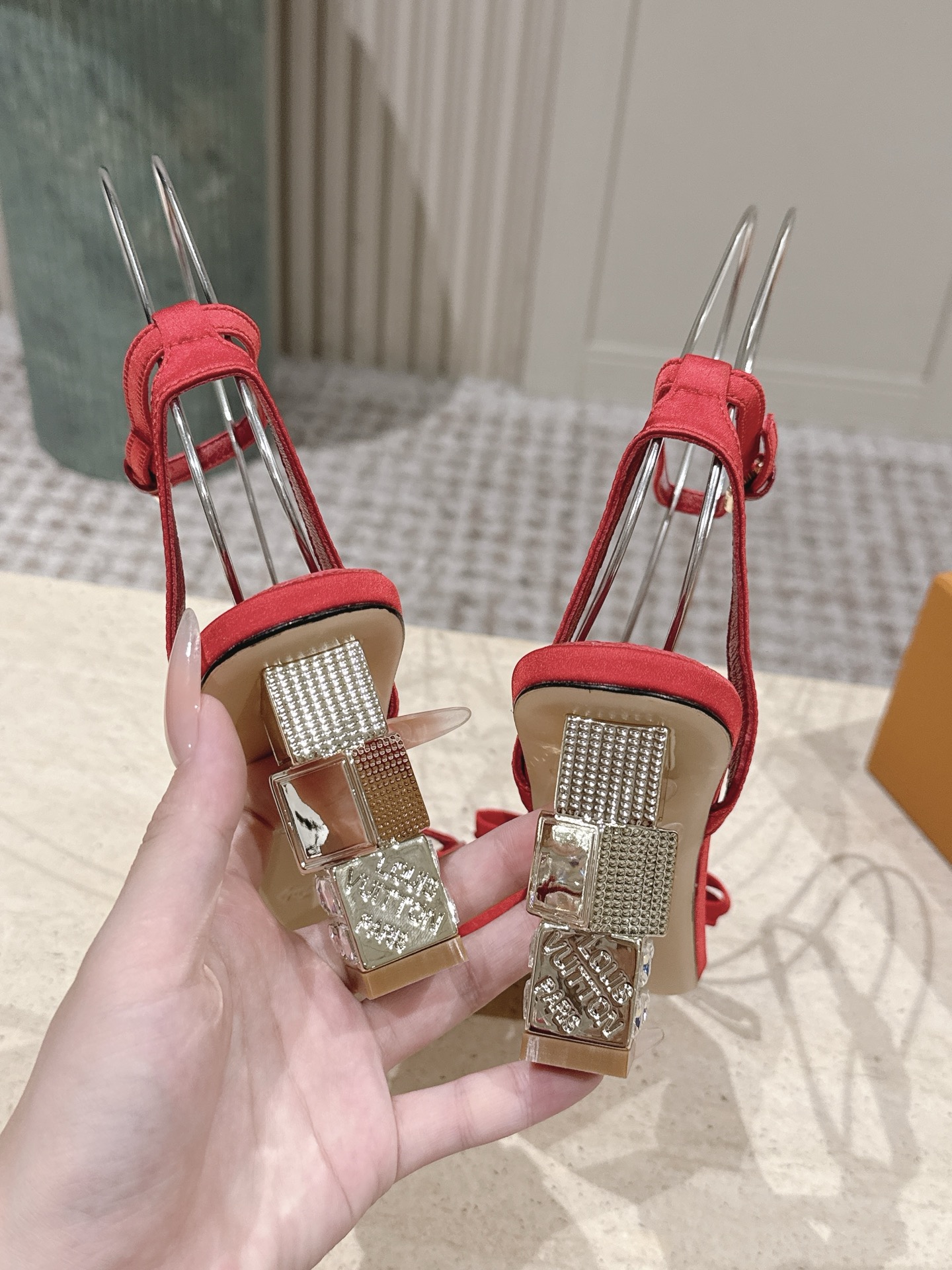 Louis Vuitton 专柜款经典鞋履 8