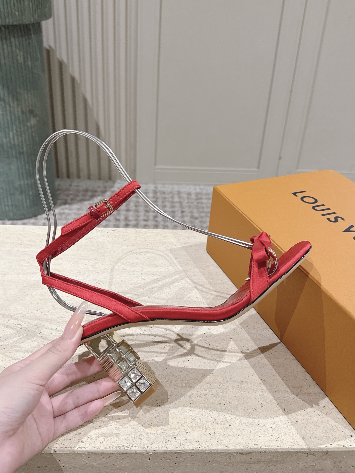 Louis Vuitton 专柜款经典鞋履 5