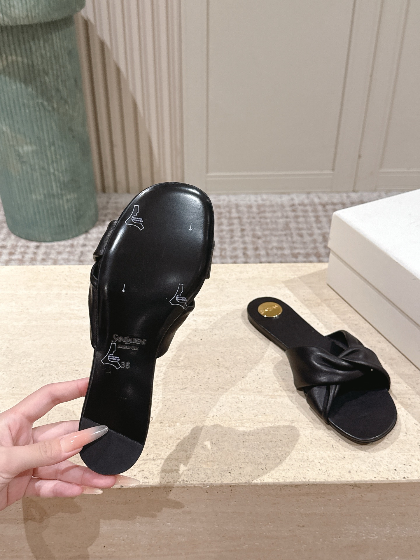 Saint Laurent Classic Luxury Leather Shoe Loafer Shoes Ref 9