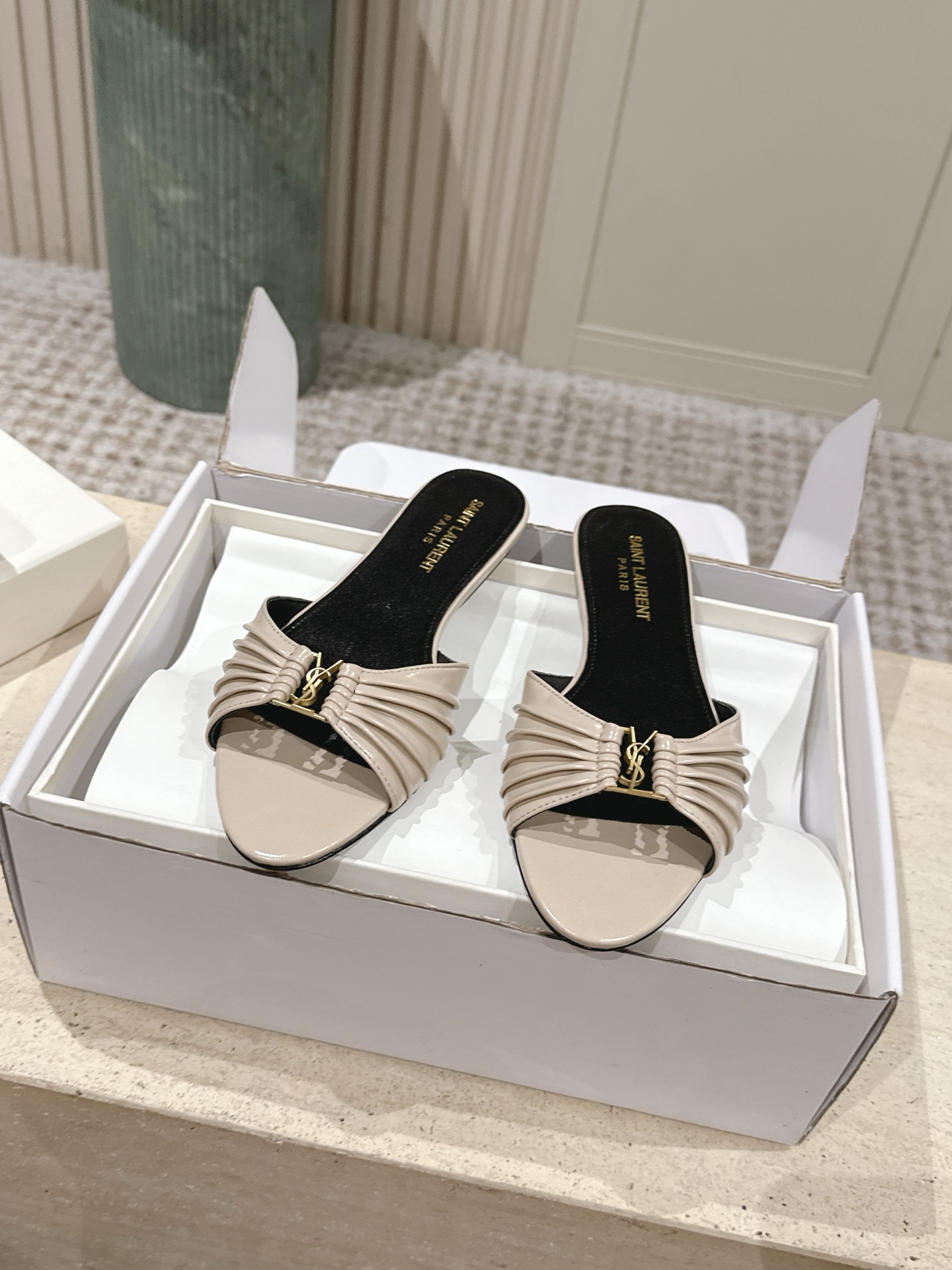 Saint Laurent Classic Luxury Leather Shoe Loafer Shoes Ref 9