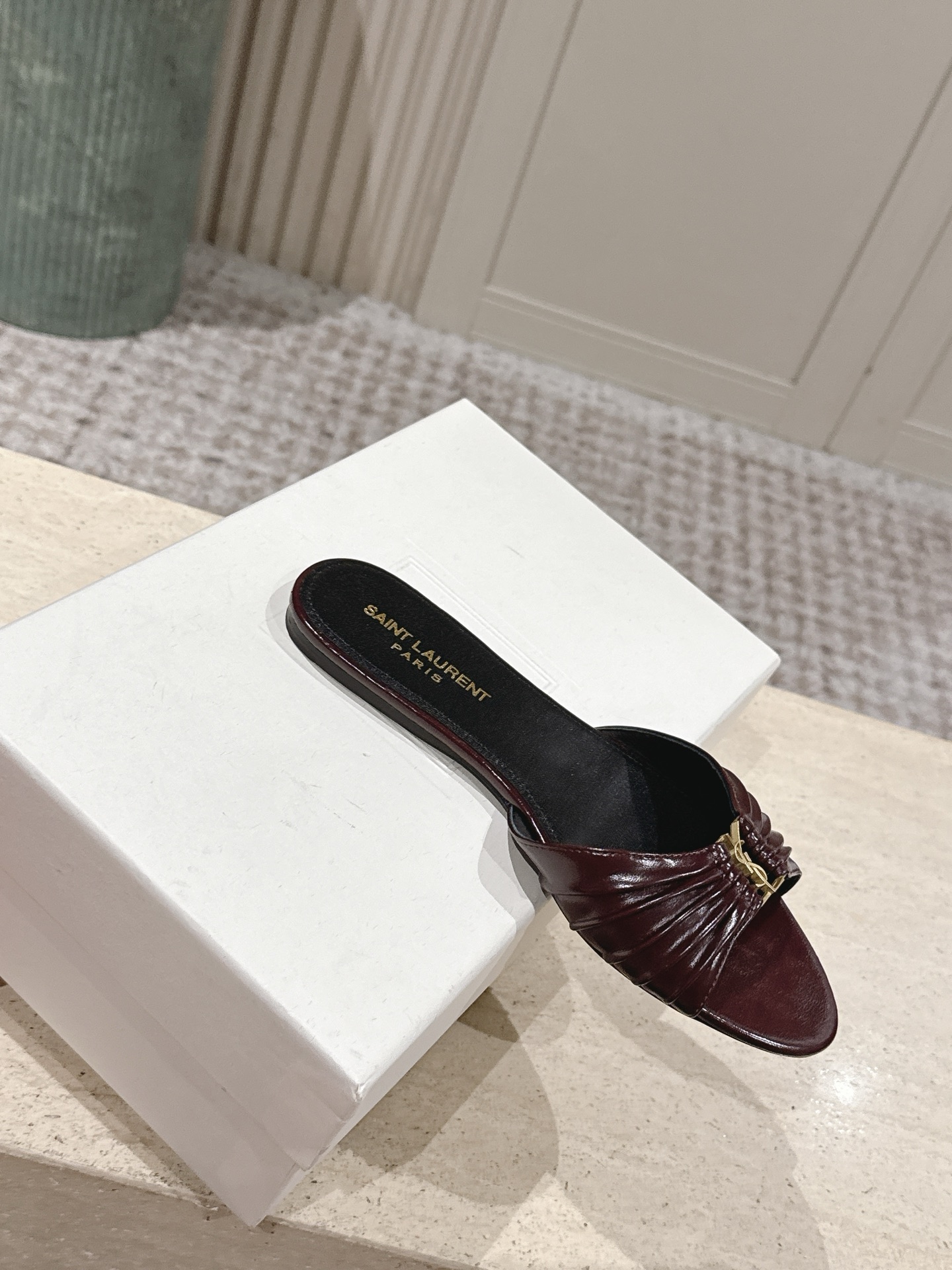 Saint Laurent Classic Luxury Leather Shoe Loafer Shoes Ref.736625F4 4