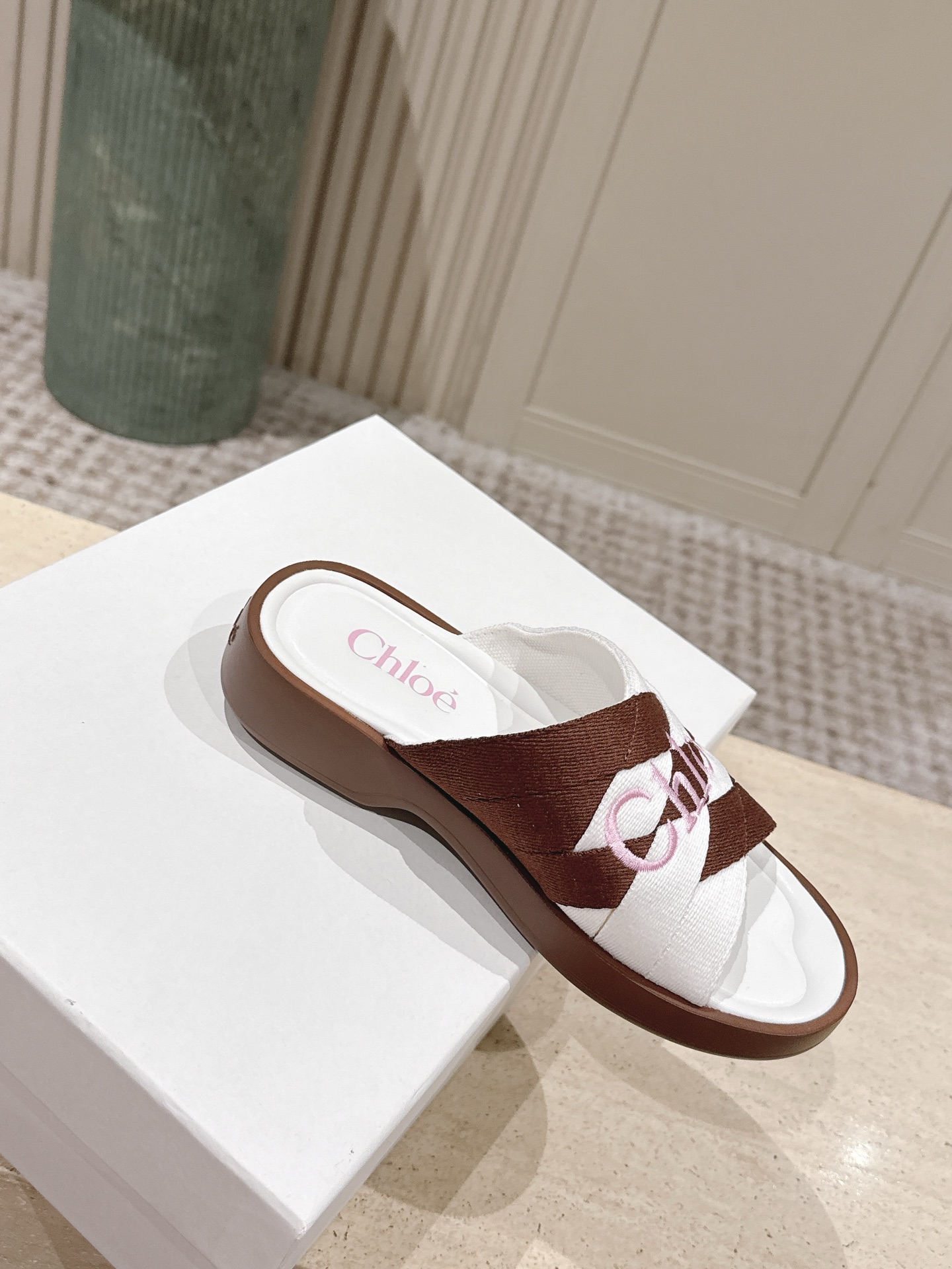 Tod's Classic Luxury Leather Shoe Loafer Ref 4