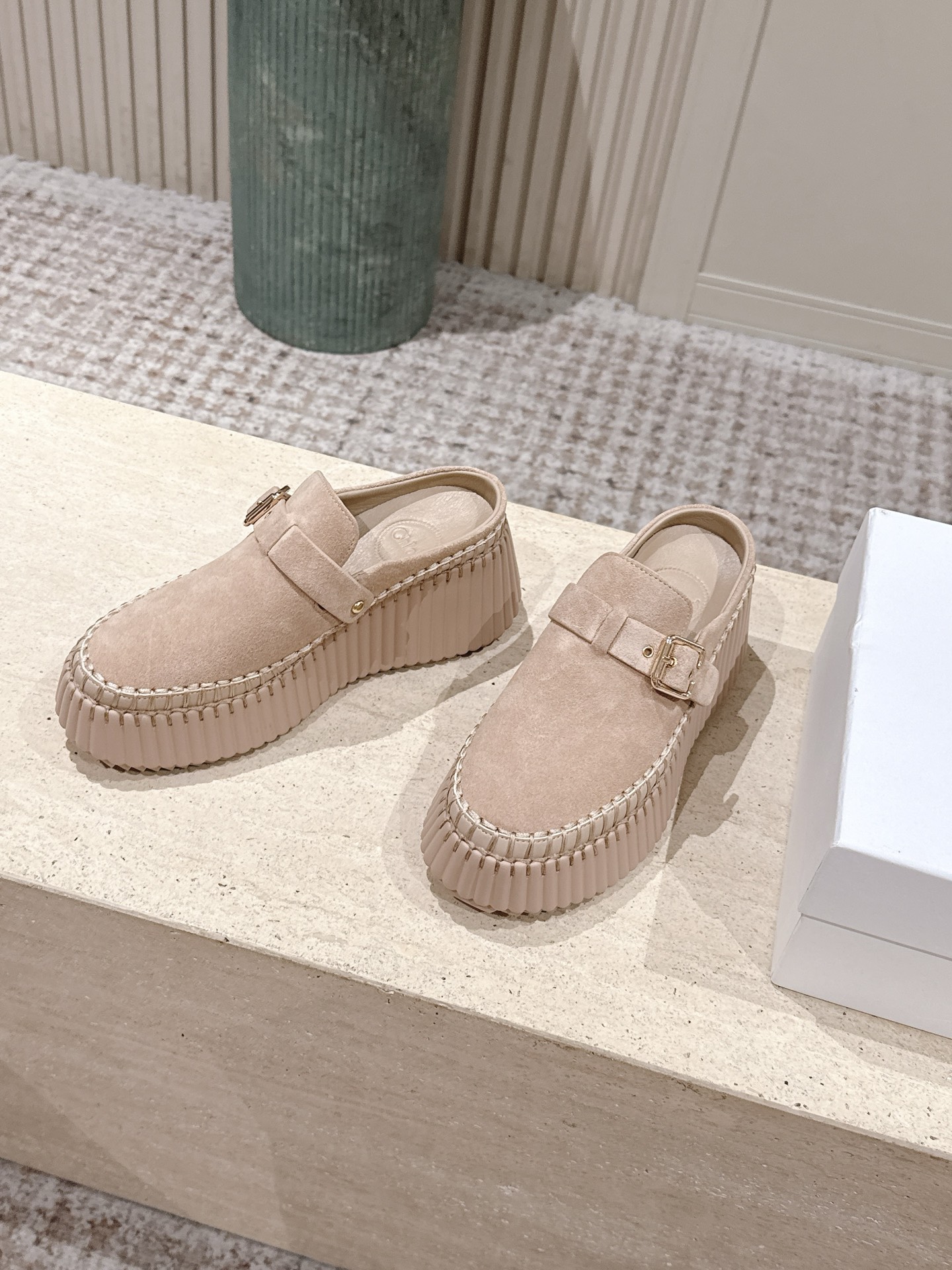 Prada Classic Luxury Leather Shoe Loafer Ref.63B32C50 3