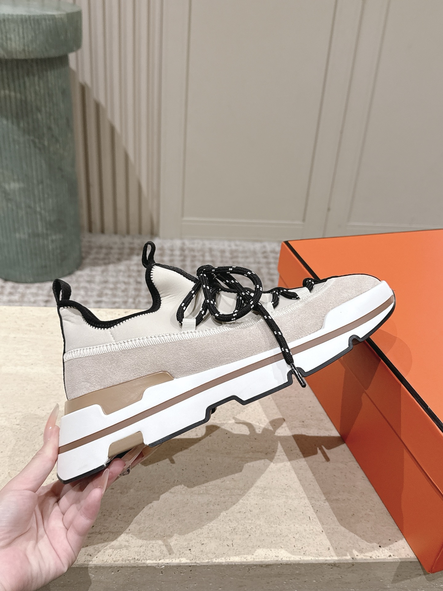 Hermes Sneakers