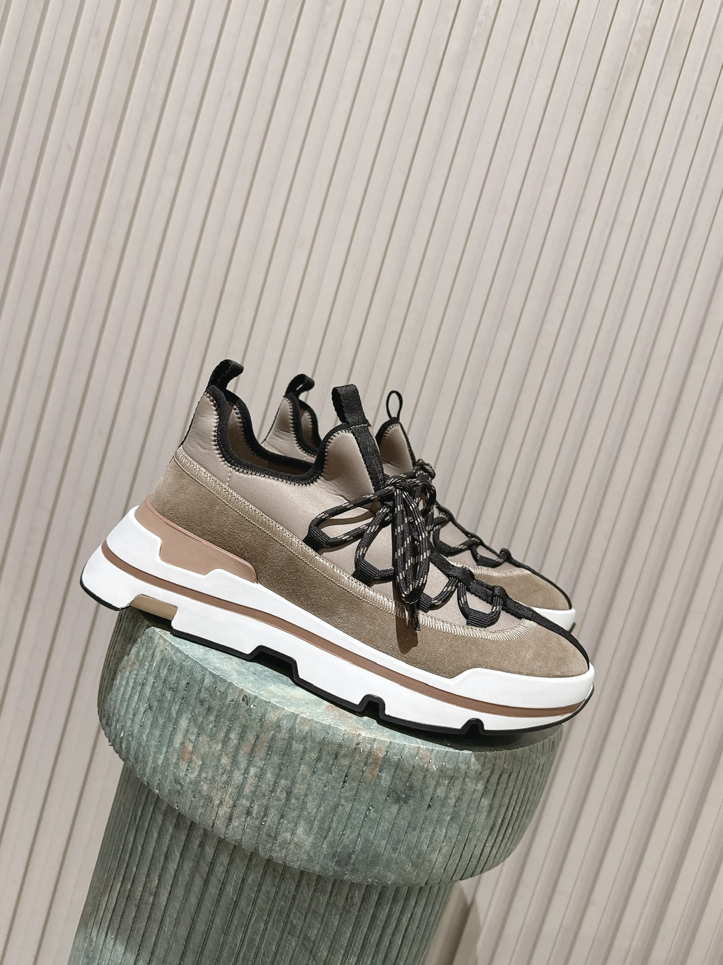 Hermes Sneakers
