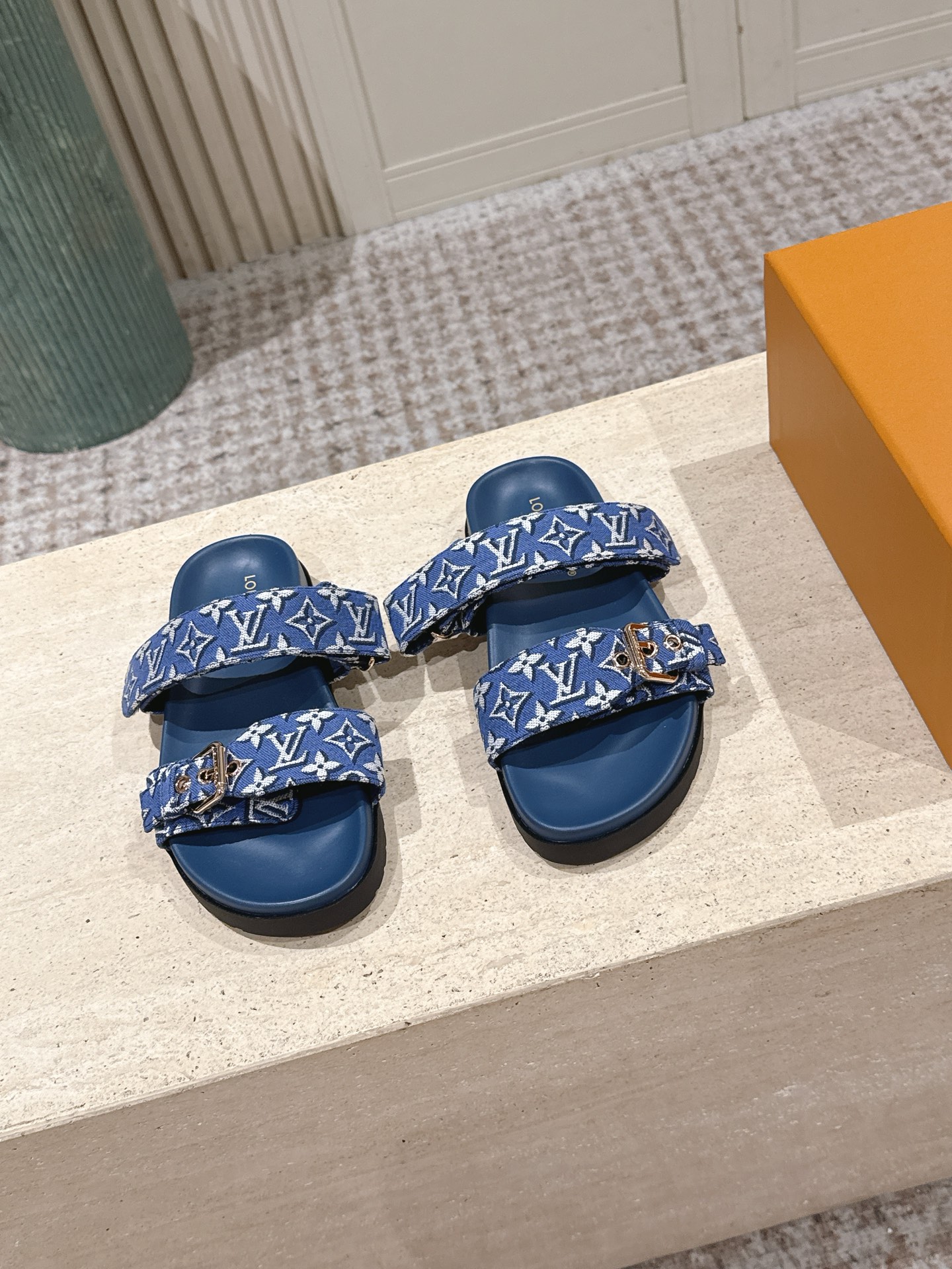 Louis Vuitton Slides