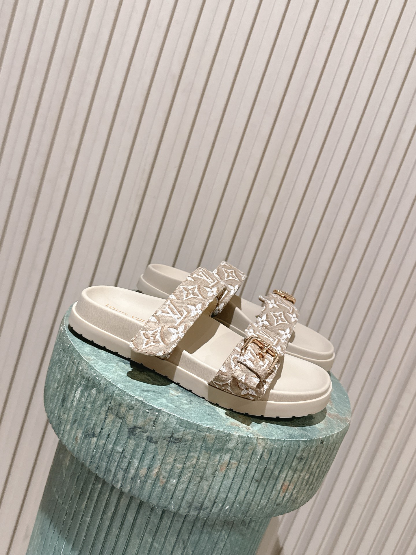 Louis Vuitton Slides