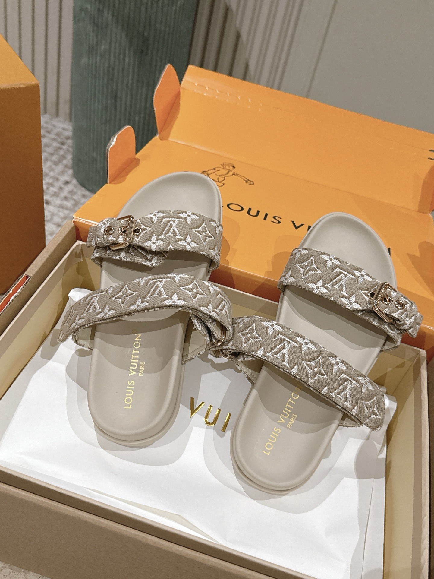 Louis Vuitton Slides