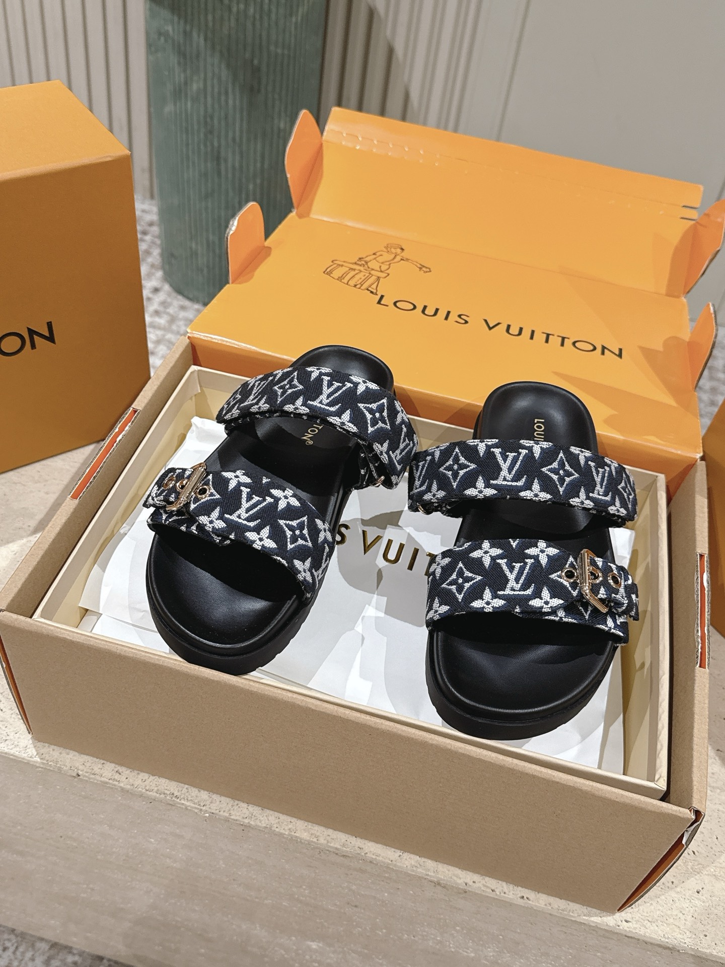 Louis Vuitton Slides