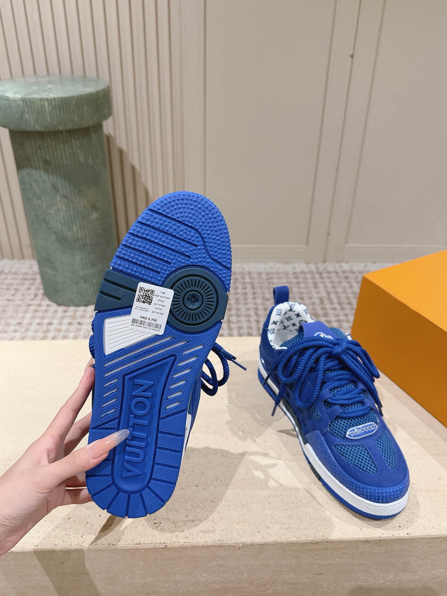 Louis Vuitton Sneakers