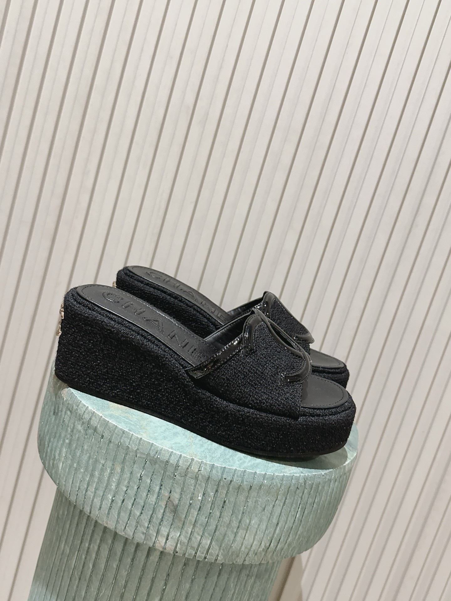 Chaussures femme CHANEL Version haut: