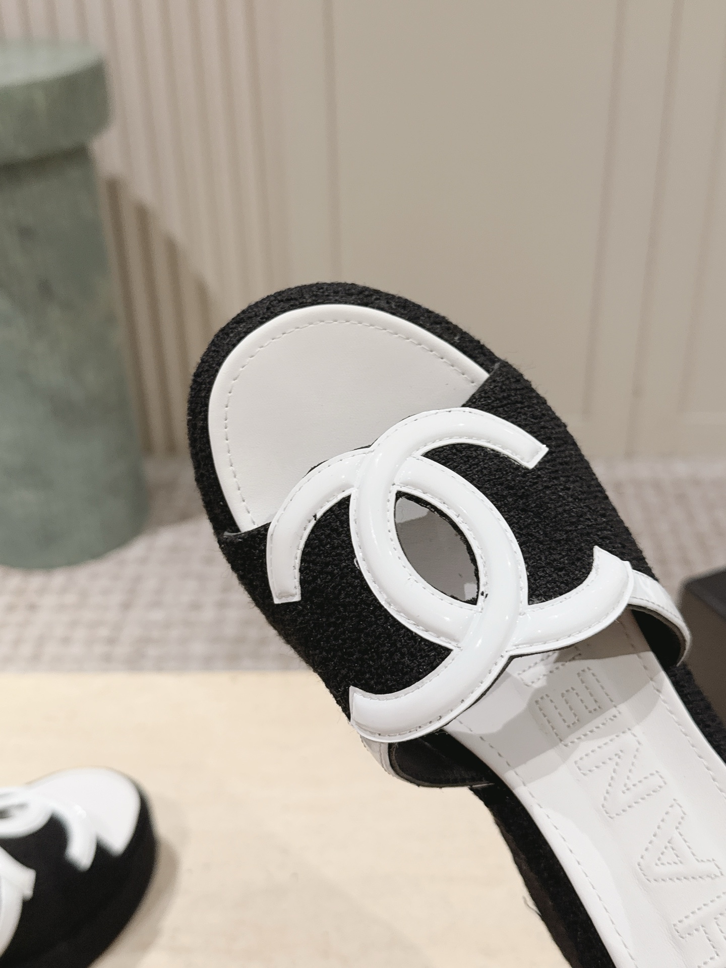 Chanel Slides