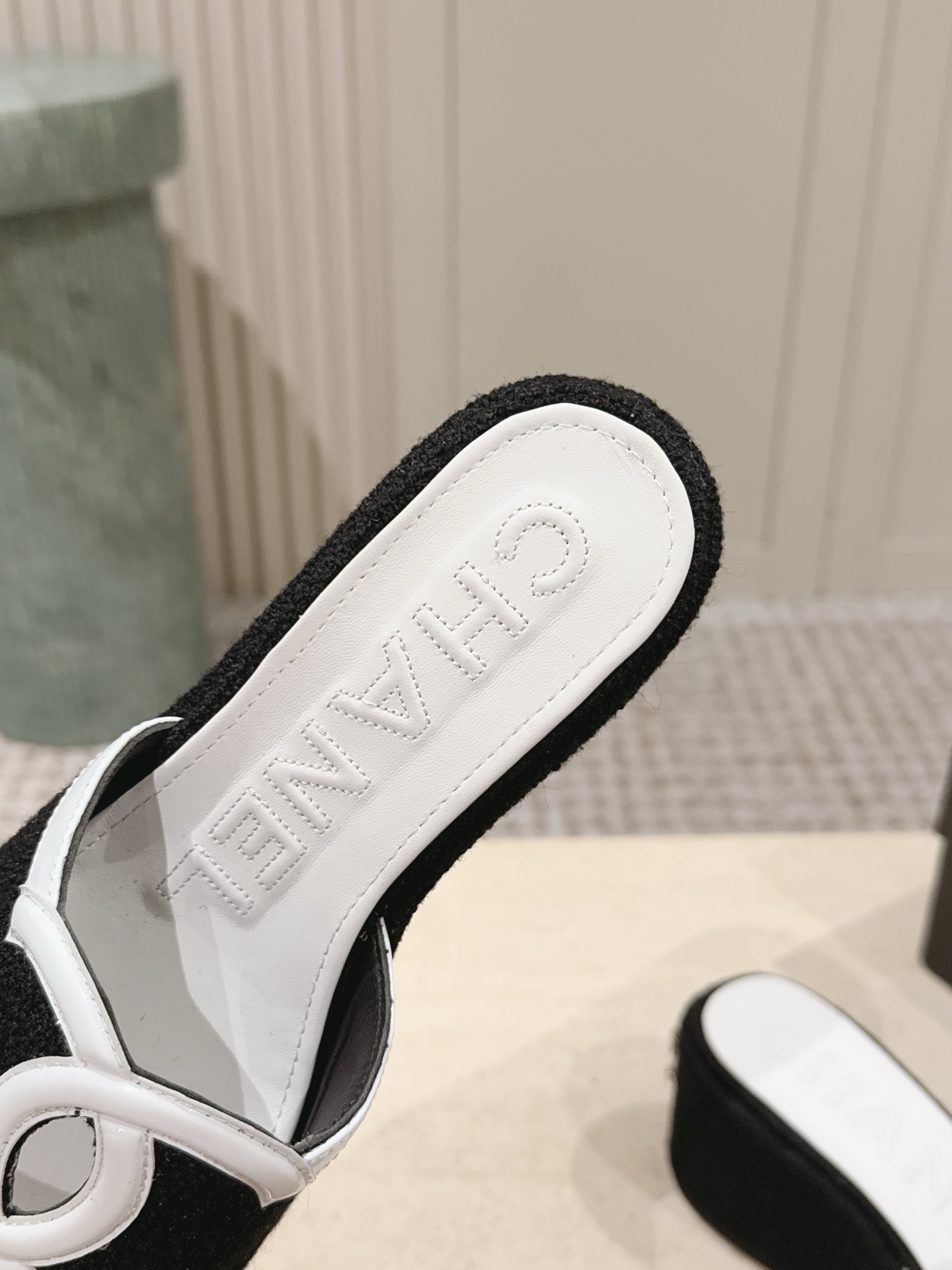 Chanel Slides