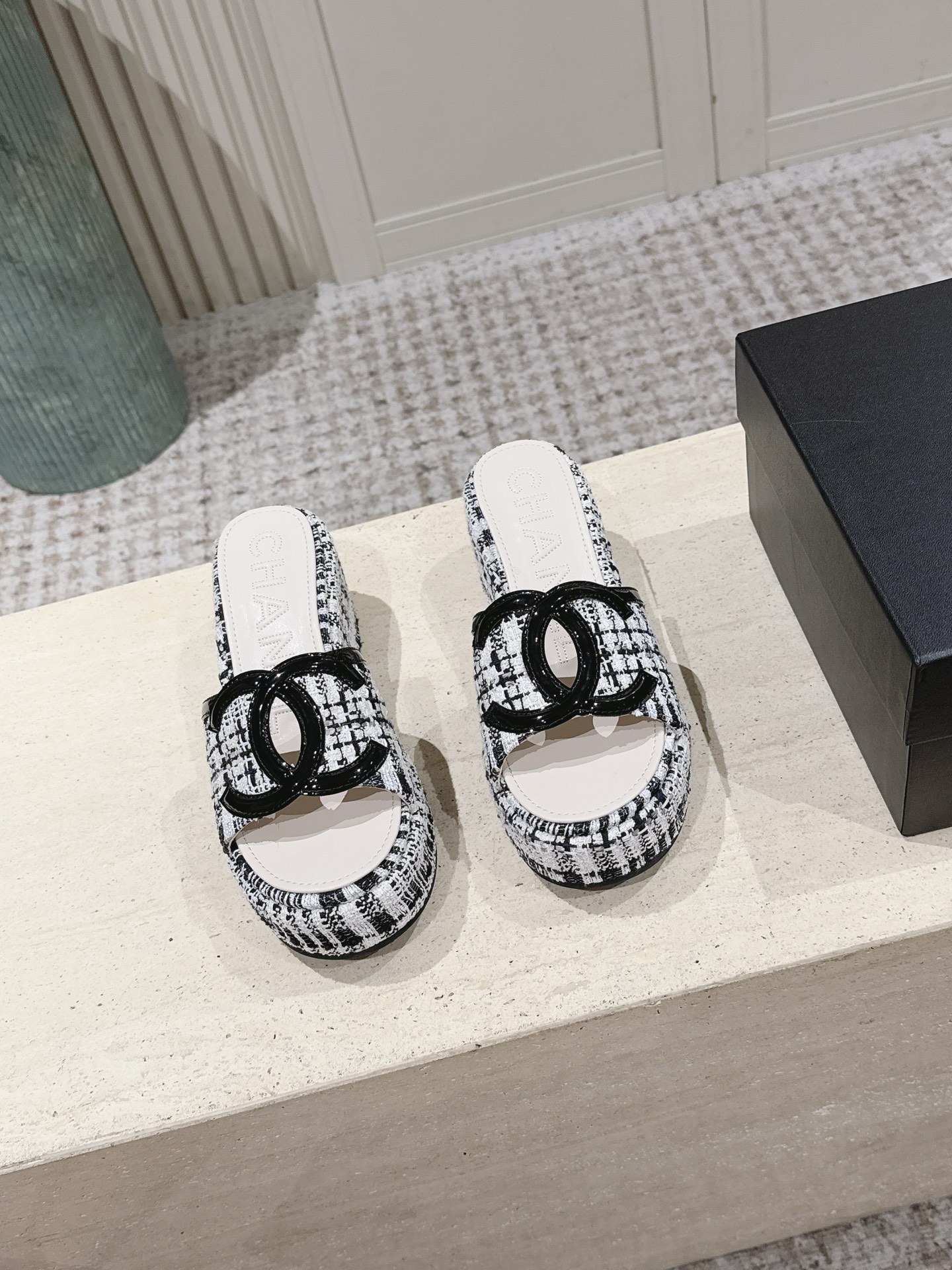 Chanel Slides