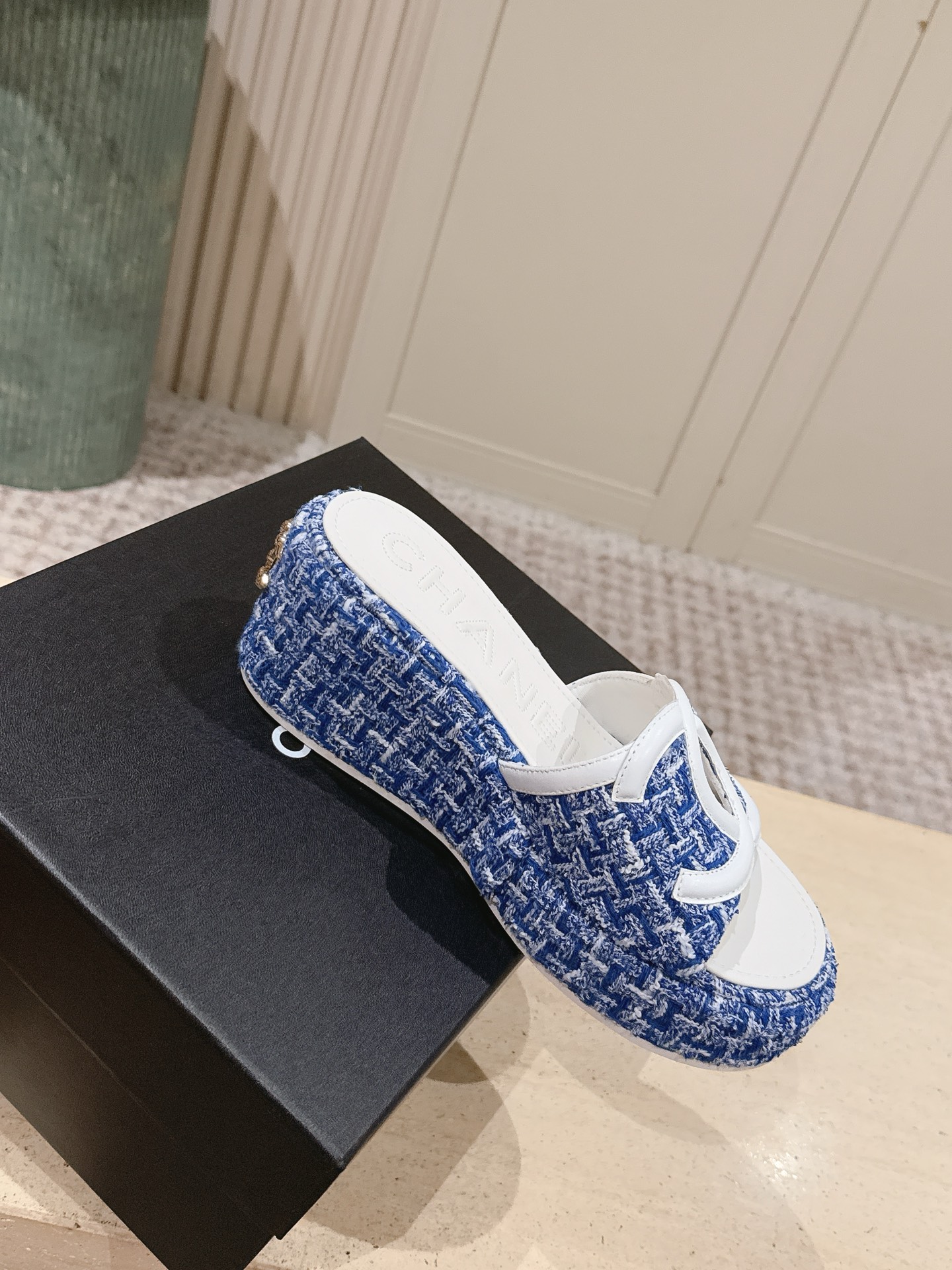 Chanel Slides