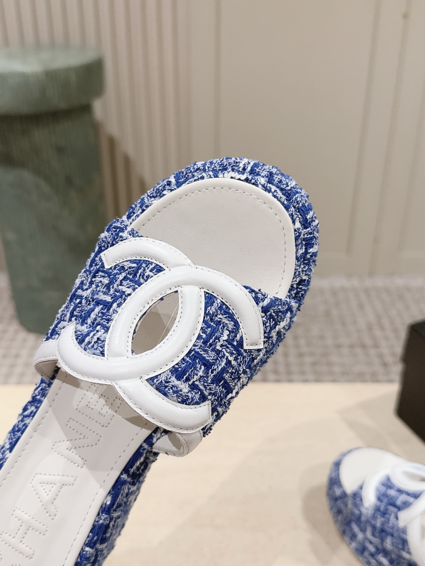 Chanel Slides
