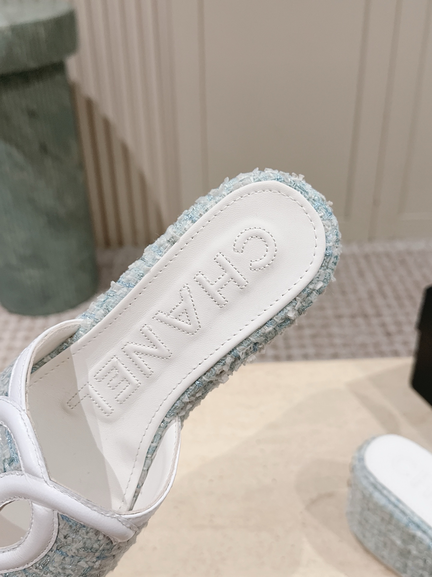 CHANEL women's shoes Top version: — photo 6