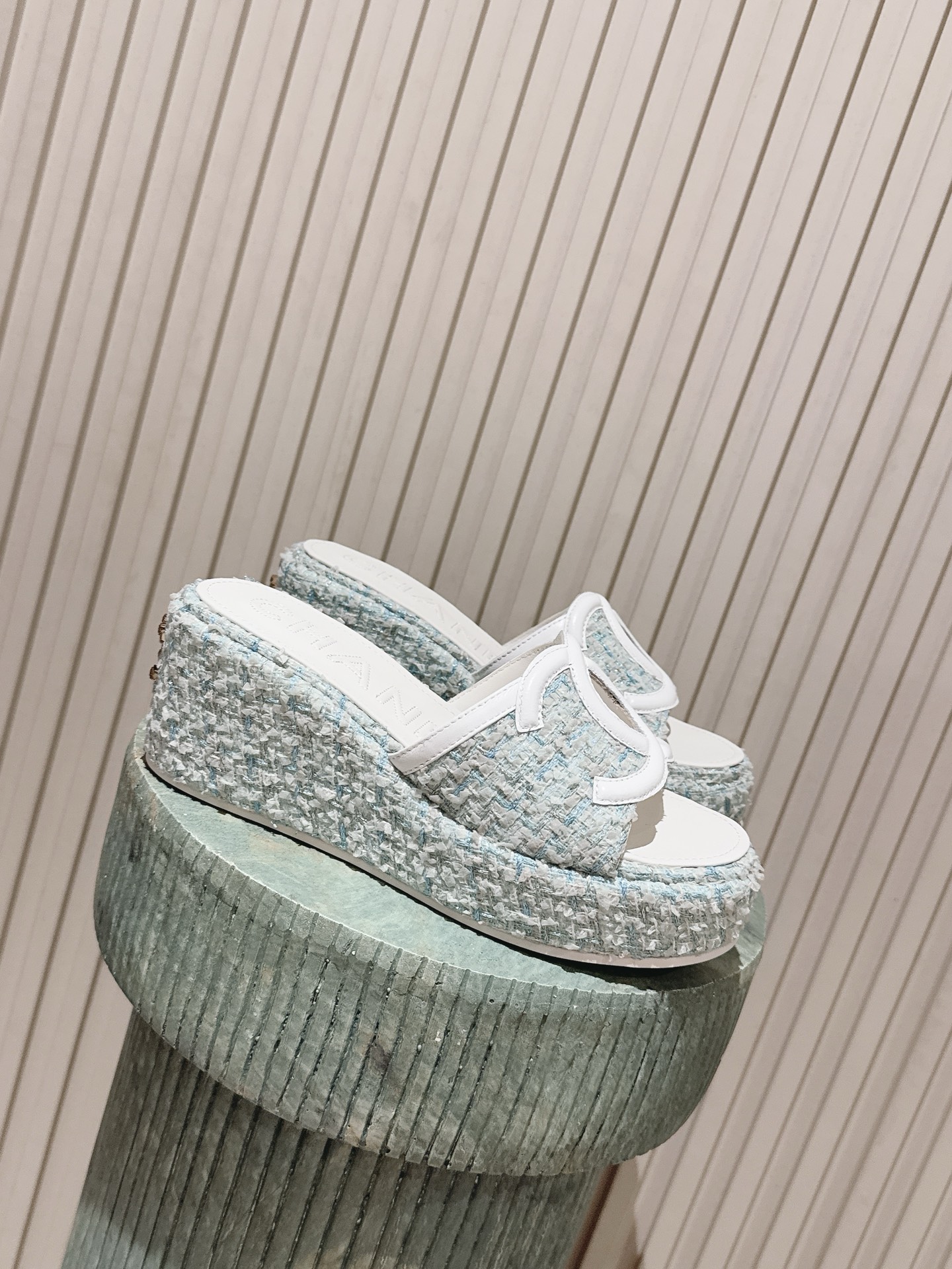 CHANEL women's shoes Top version: