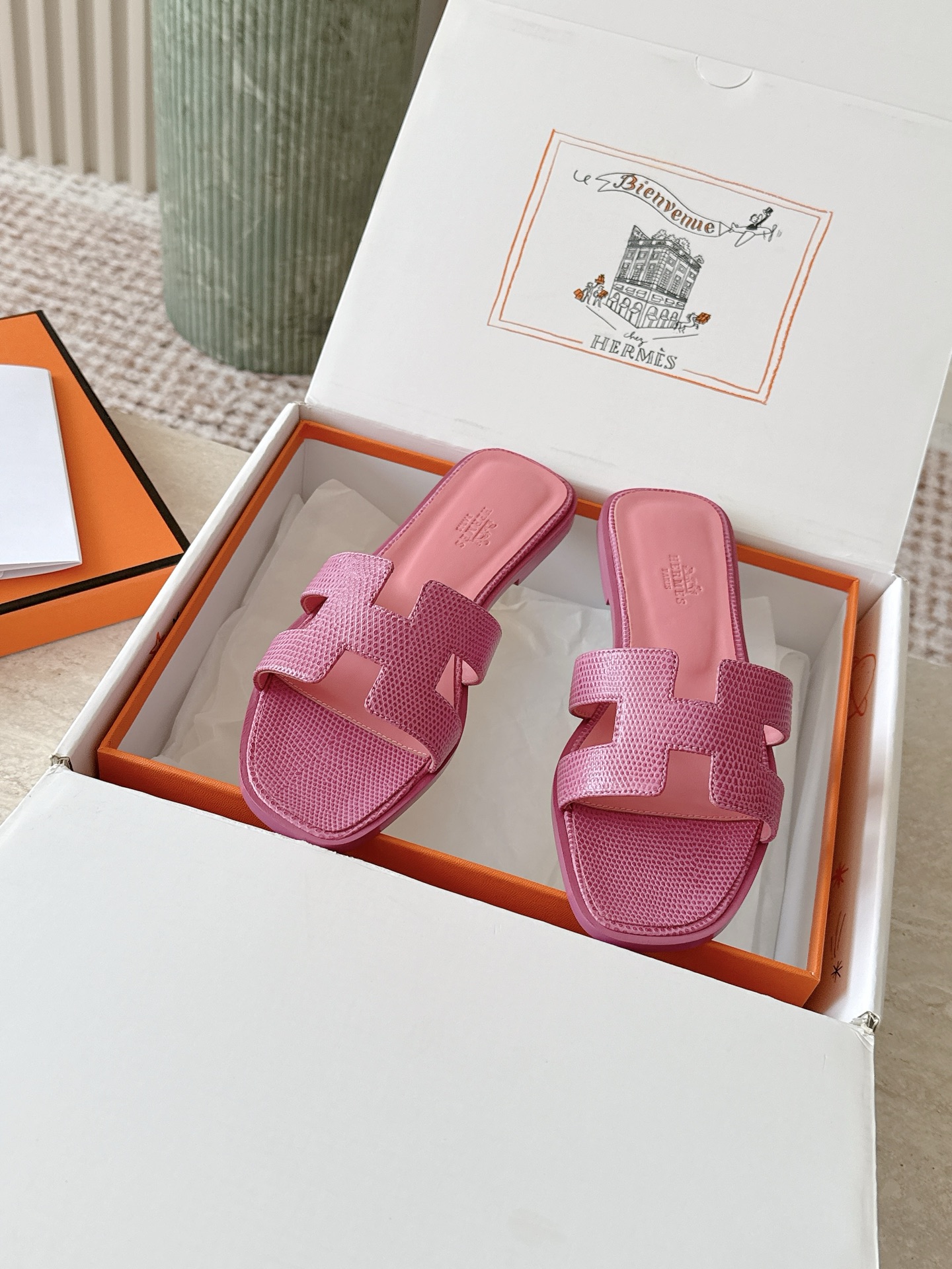 Hermes Slides