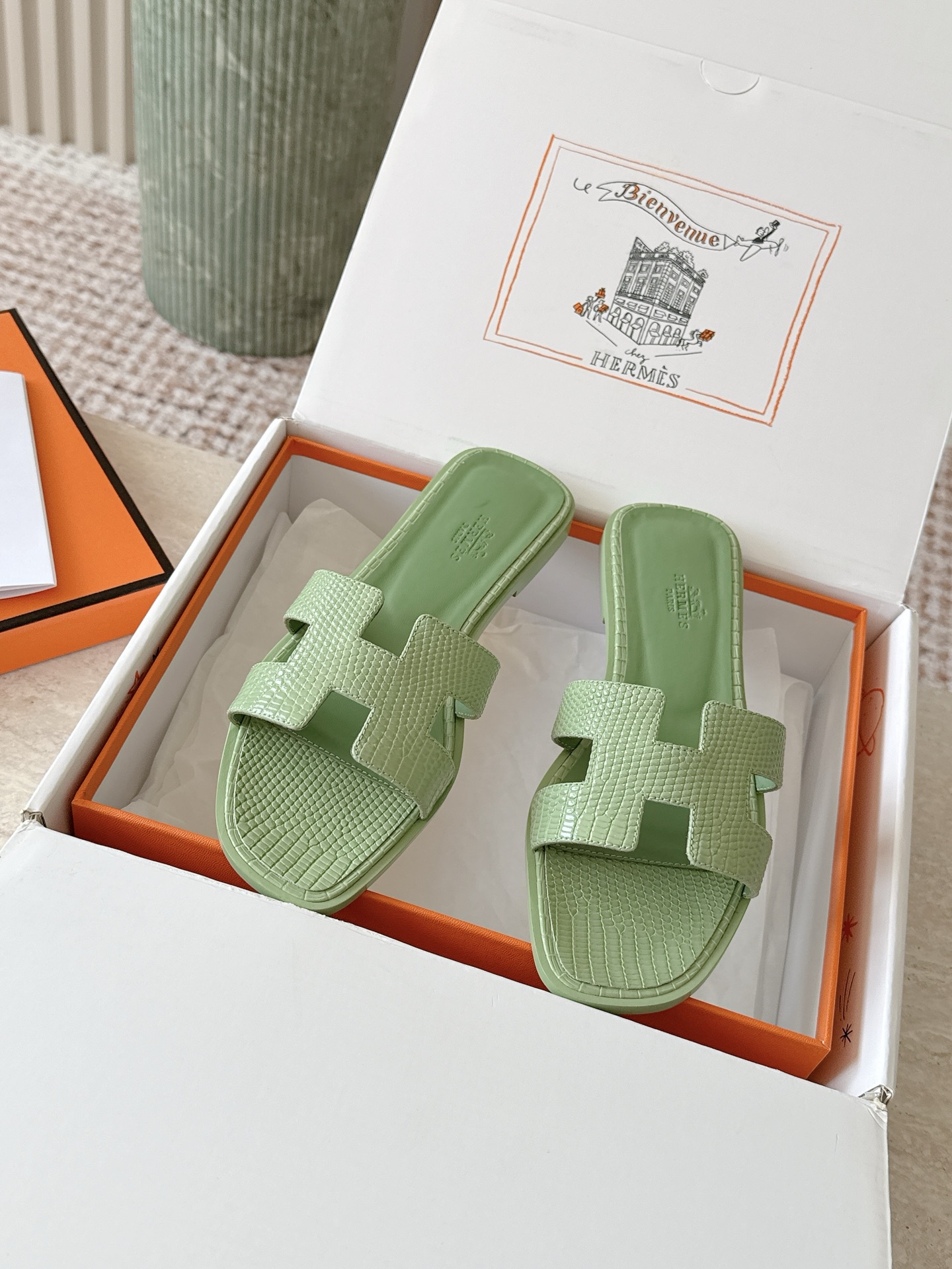 Hermes Slides