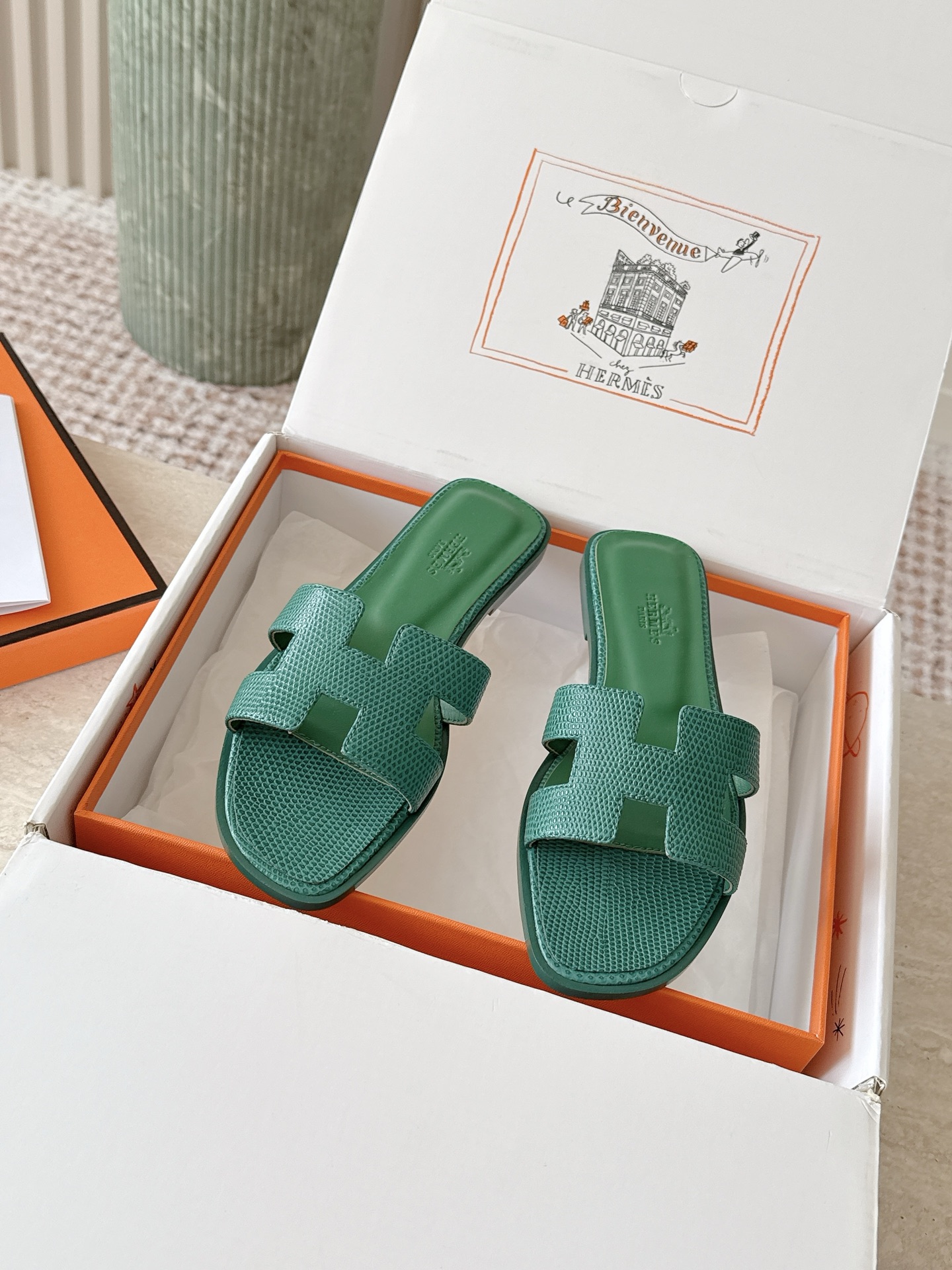 Hermes Slides