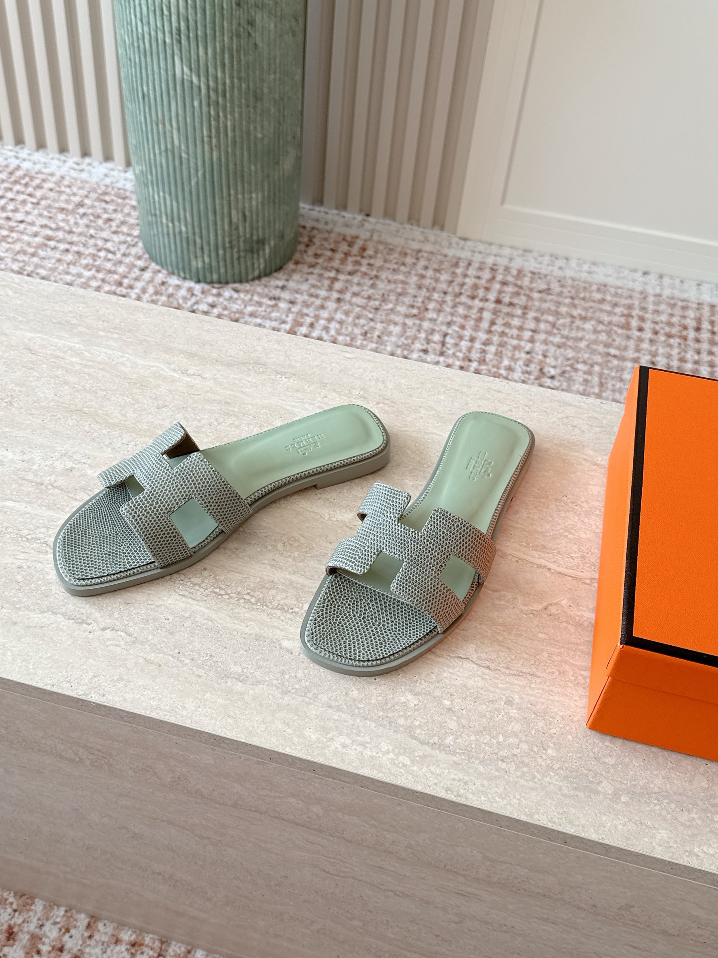 Hermes Slides