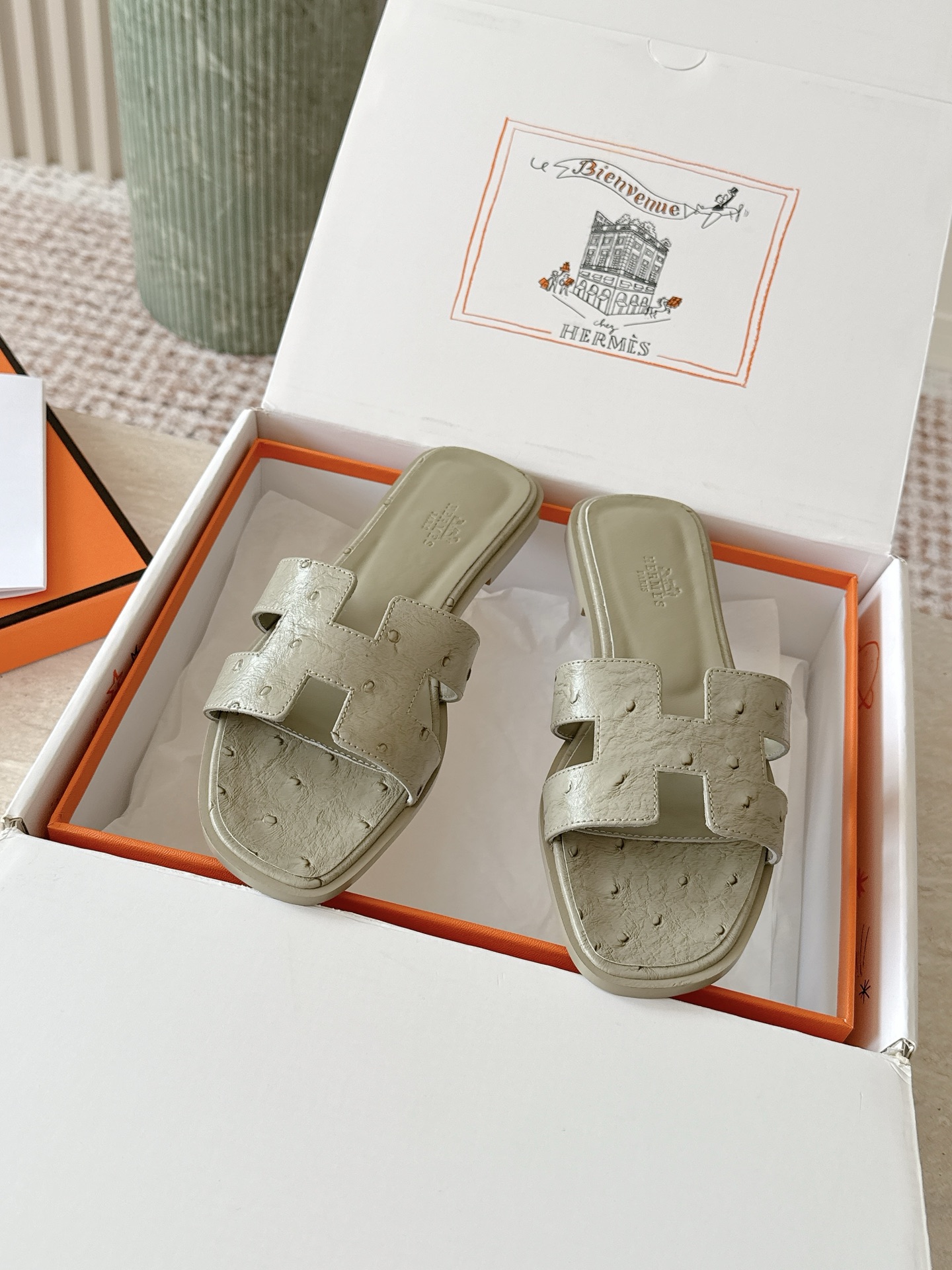 Hermes Slides