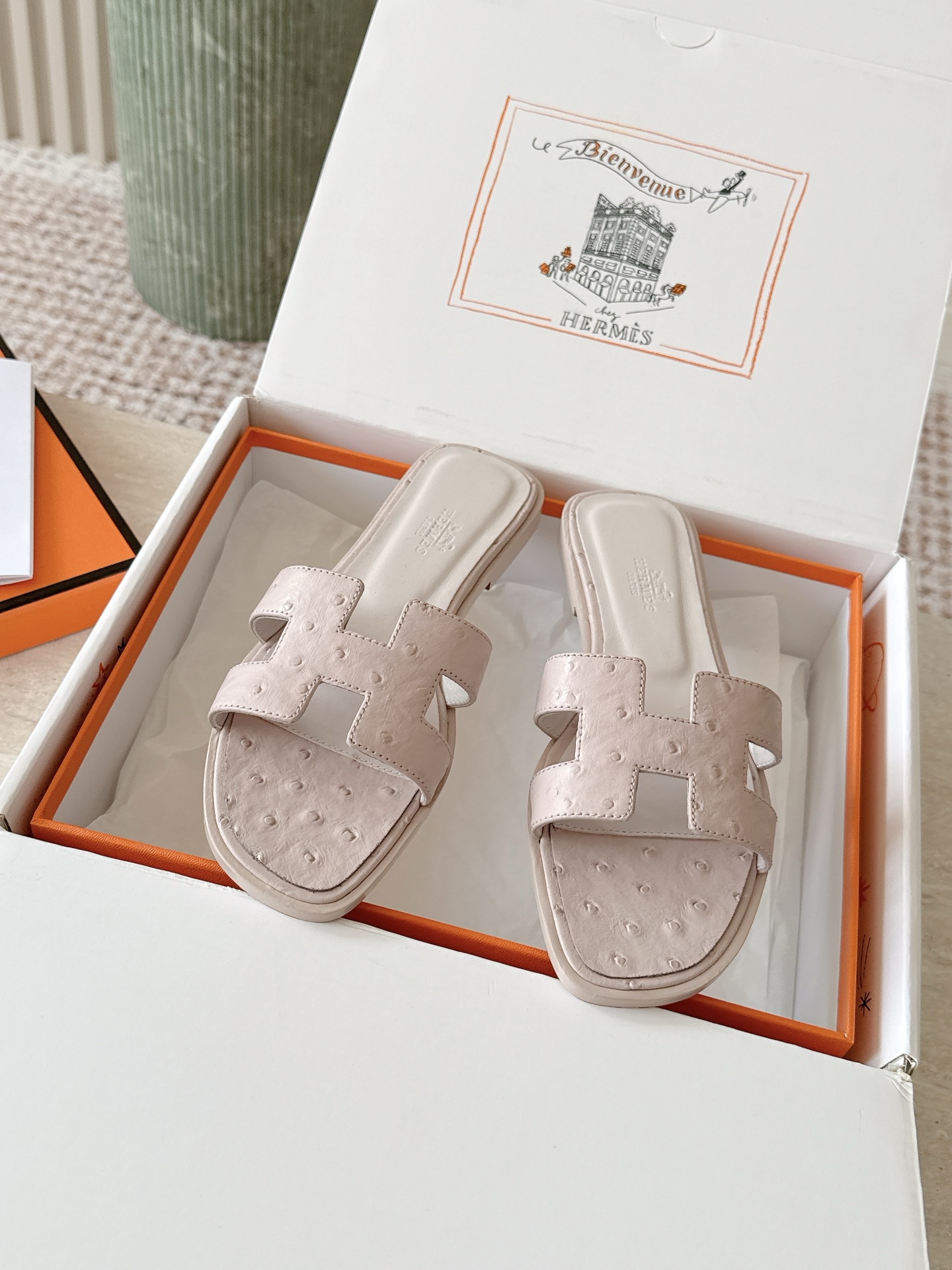 Hermes Slides