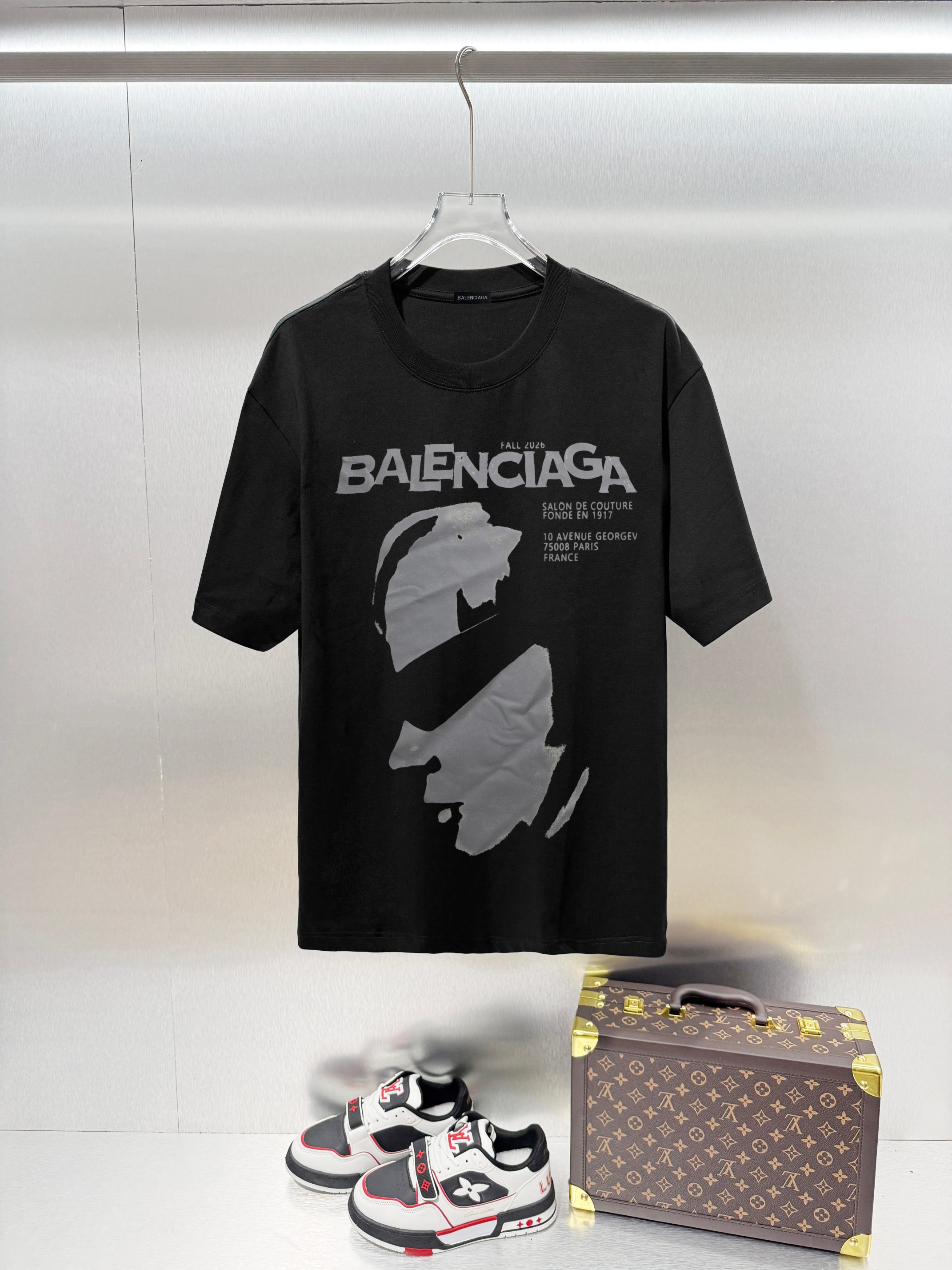P78 BALENCIAGA* Estilo clásico de Balenciaga con exquisito estampado del logo de letras en el pecho 🔥 Camiseta de mang…