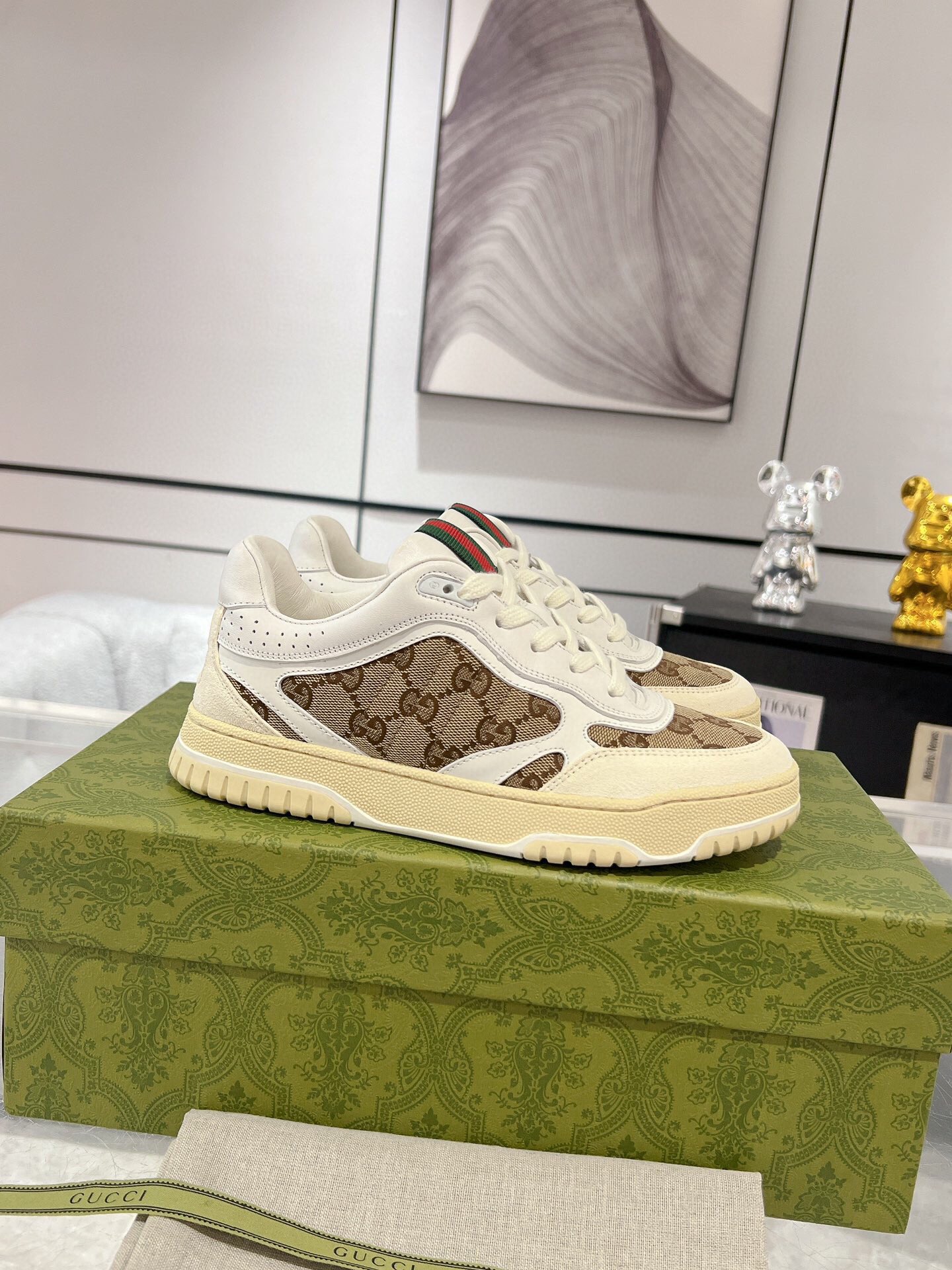 合集图450 Gucci Re-Web 新款 复古做旧效果运动鞋小白鞋板鞋