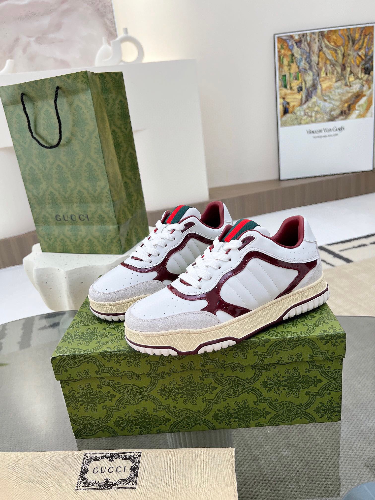 合集图450 Gucci Re-Web 新款 复古做旧效果运动鞋小白鞋板鞋