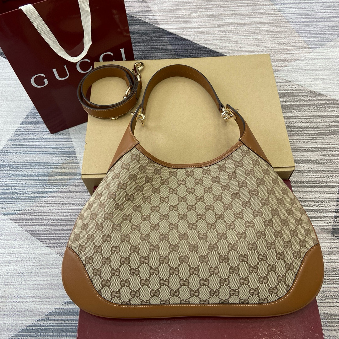 Gucci Medium Tote Bag in Beige Canvas with Brown Leather Trim 2 i1741933900815 2695 0 0