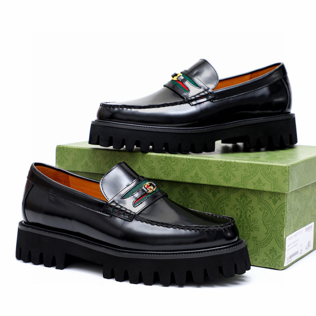 NO:347959,Original list Gucci GUCCI official website formal shoes Italian top-level open-edge beaded cowhide top imported water dyed cowhide inner handmade Original outsole, real objects are better looking. Standard code number 38-44 (customized for 45.46), gucci,gucci,cowhide19860909原单 古驰GUCCI 官网款正装鞋 意大利头层开边珠牛皮顶级进口水染牛皮内里精细手工制作 原版大底,实物拍摄實物更好看 标准码数38-44码(45.46订制）,,gucci,gucci,cowhide,Men's shoes