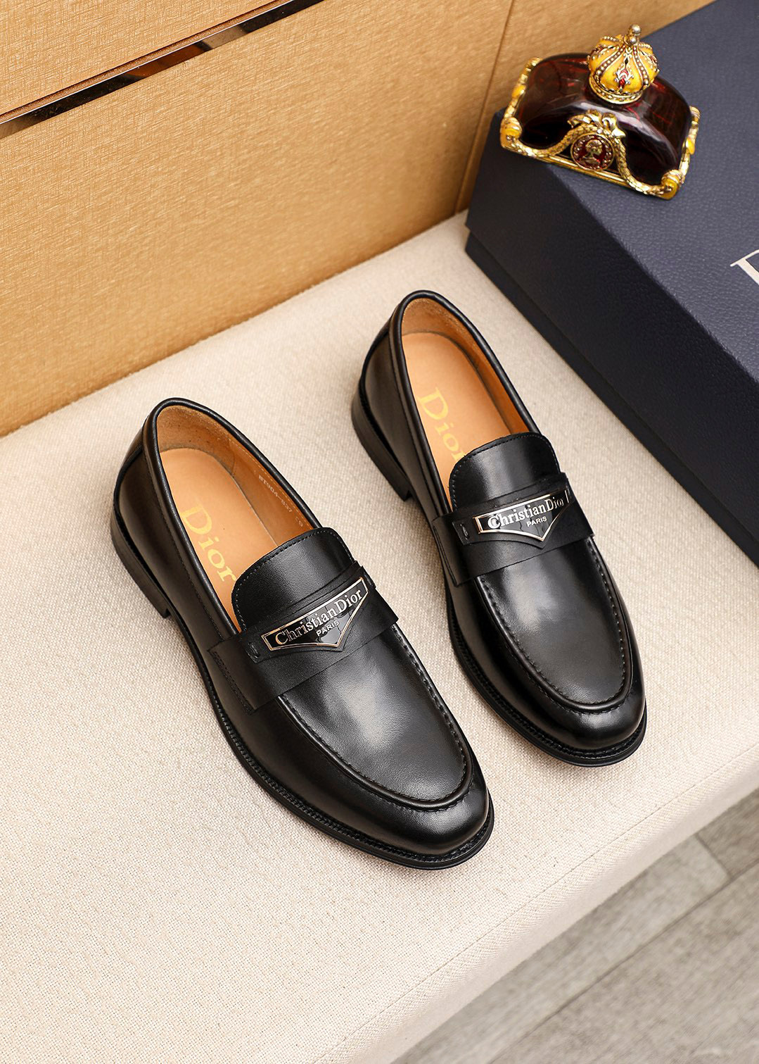 NO:351628,Product trademark Dior 