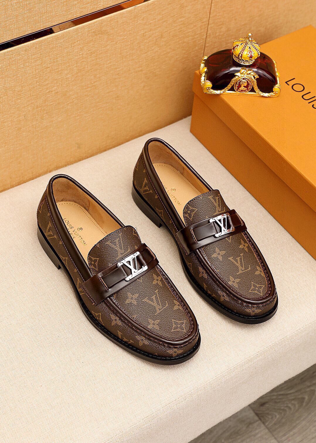 NO:354524,Product trademark LOUIS VUITTON 