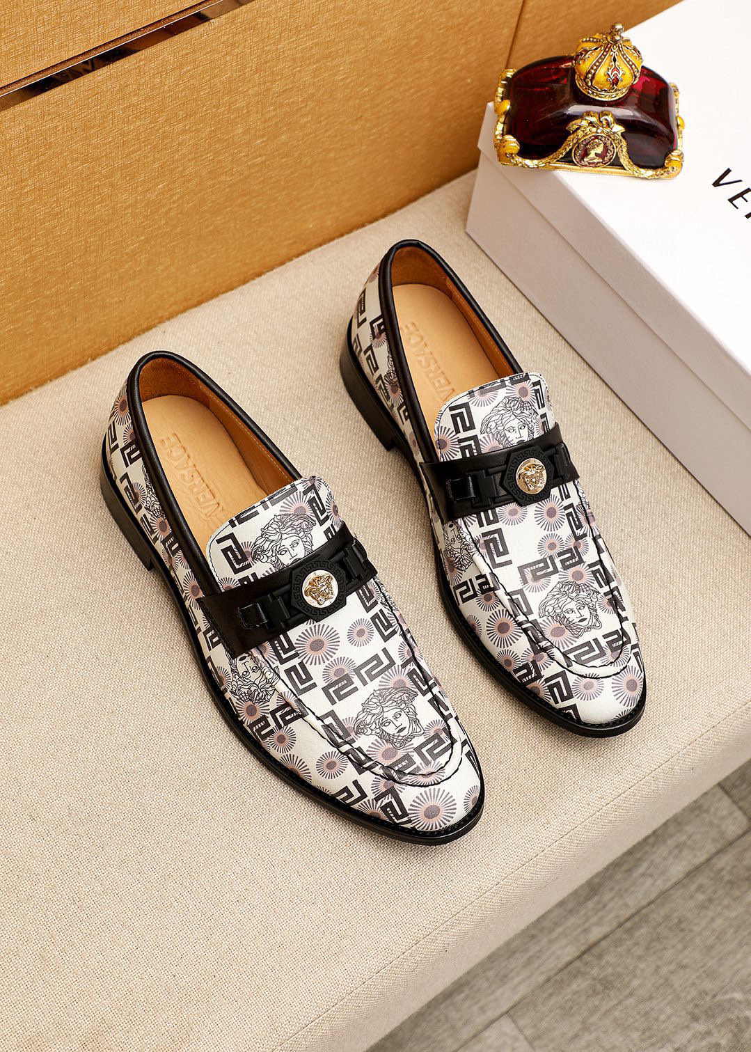 NO:356374,Product trademark VERSACE 