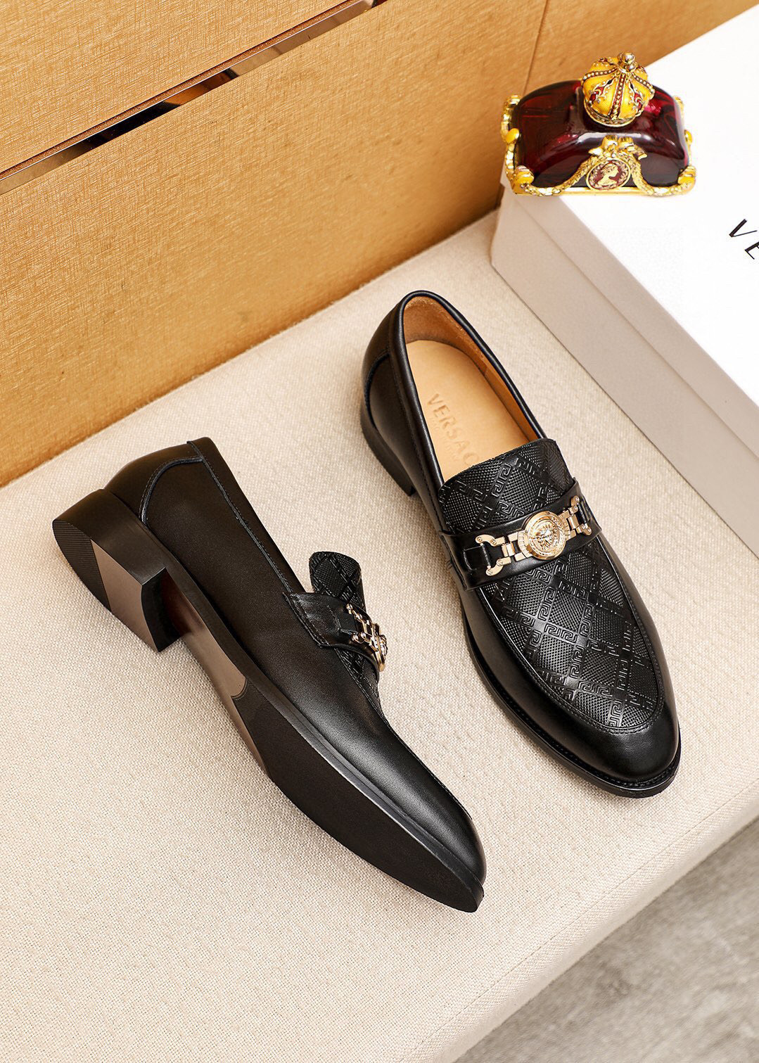 Versace Style Leather Men's Shoes Lookbook Reference image 2